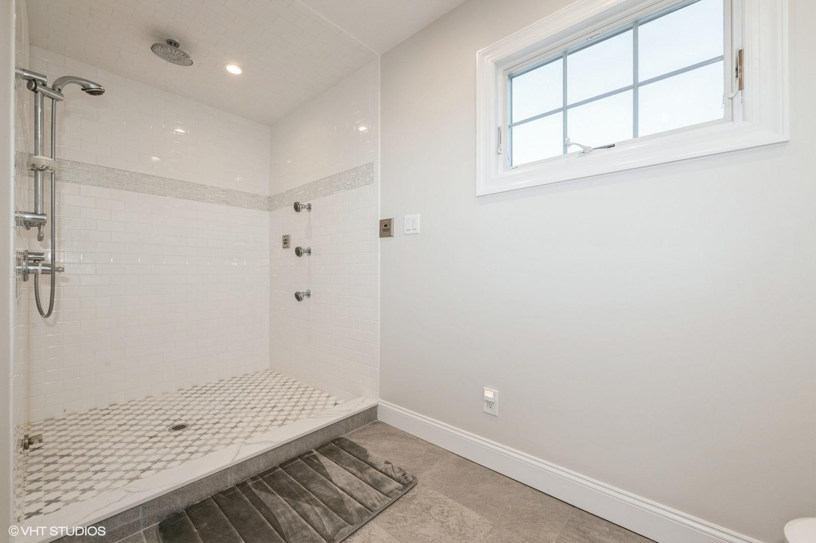 3543 Lufberry Avenue, Wantagh, New York image 19
