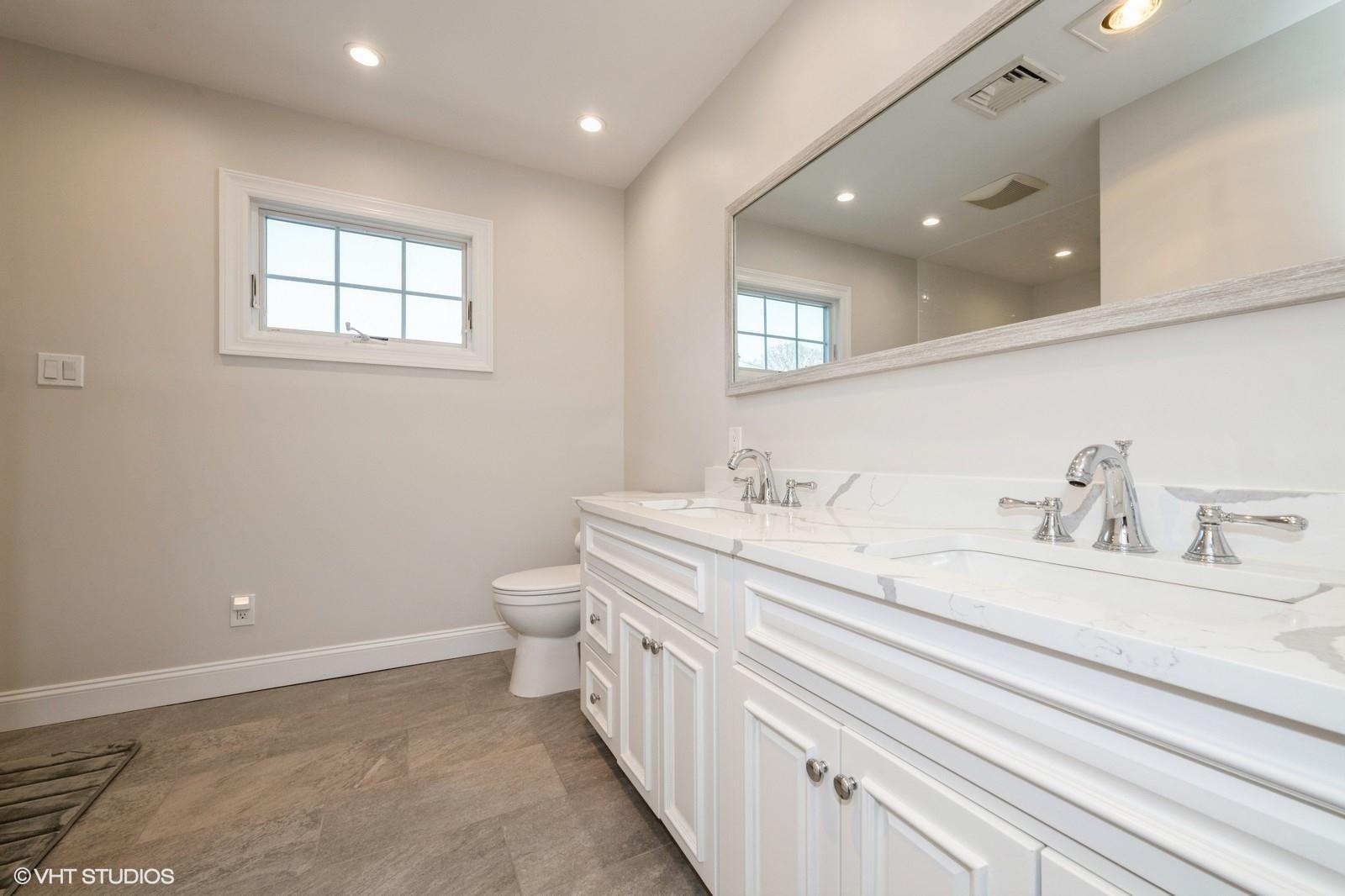 3543 Lufberry Avenue, Wantagh, New York image 18