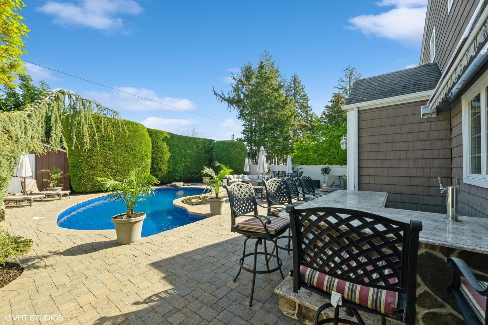 3543 Lufberry Avenue, Wantagh, New York image 34