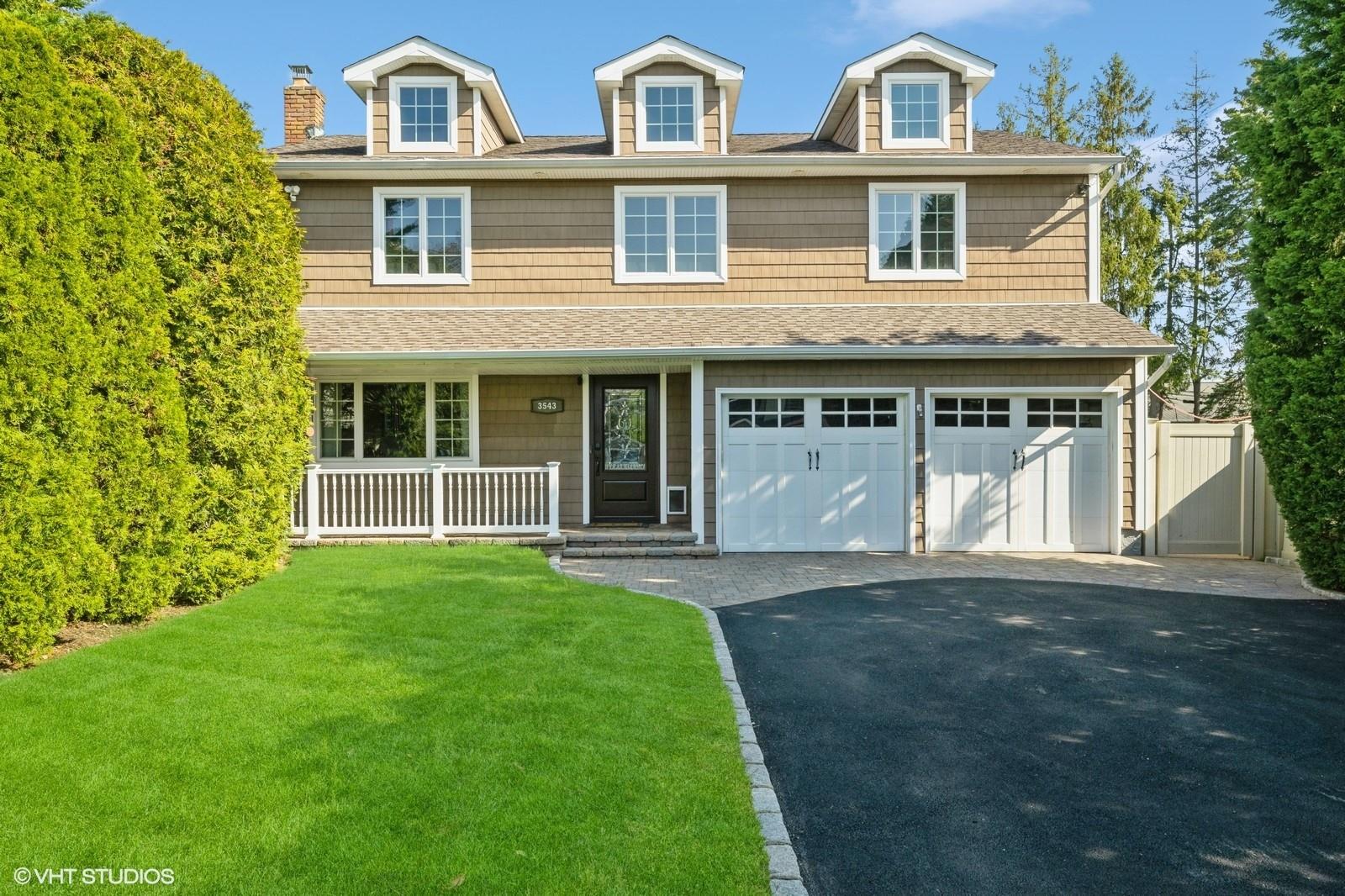 3543 Lufberry Avenue, Wantagh, New York image 1