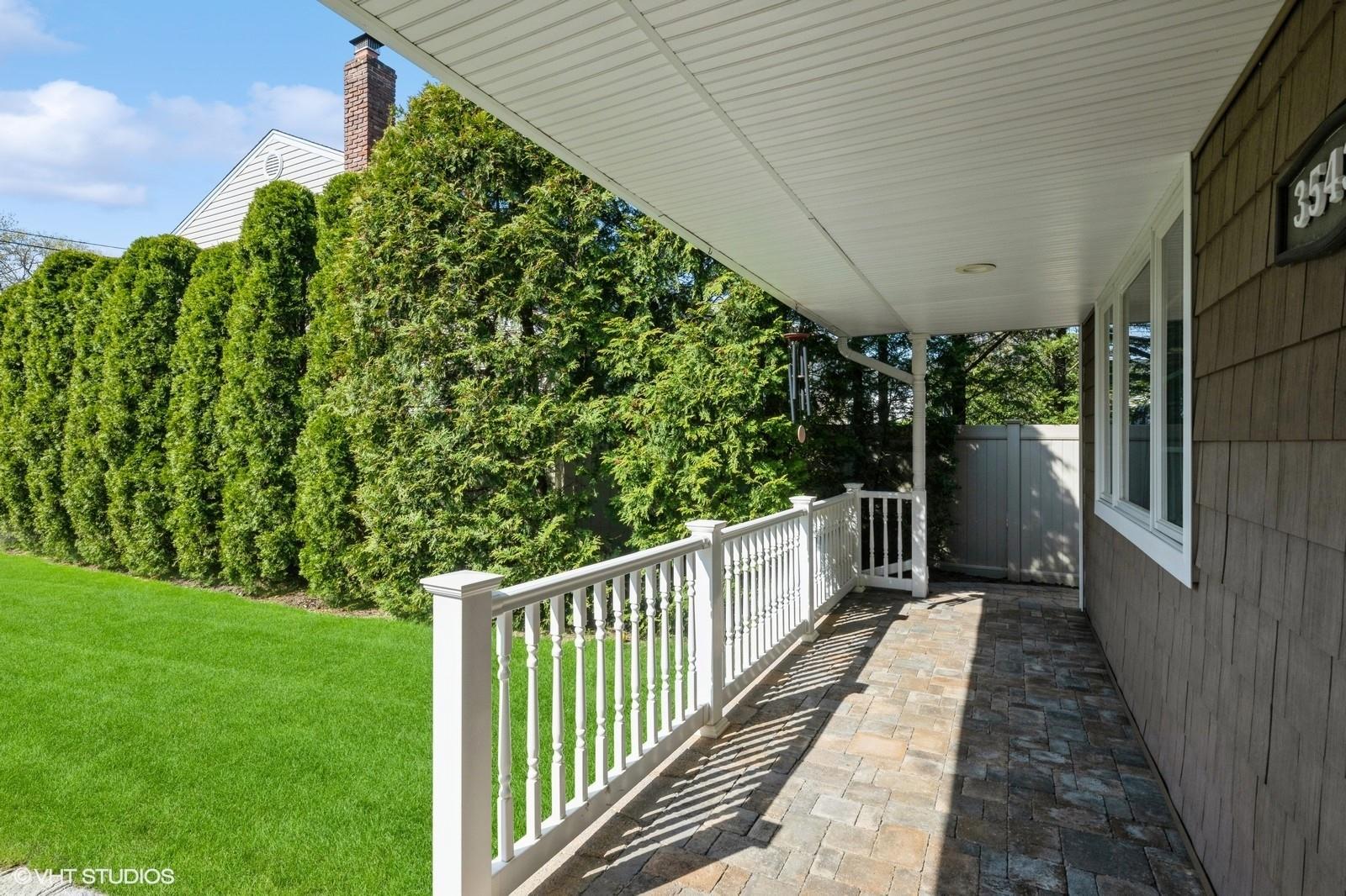 3543 Lufberry Avenue, Wantagh, New York image 31