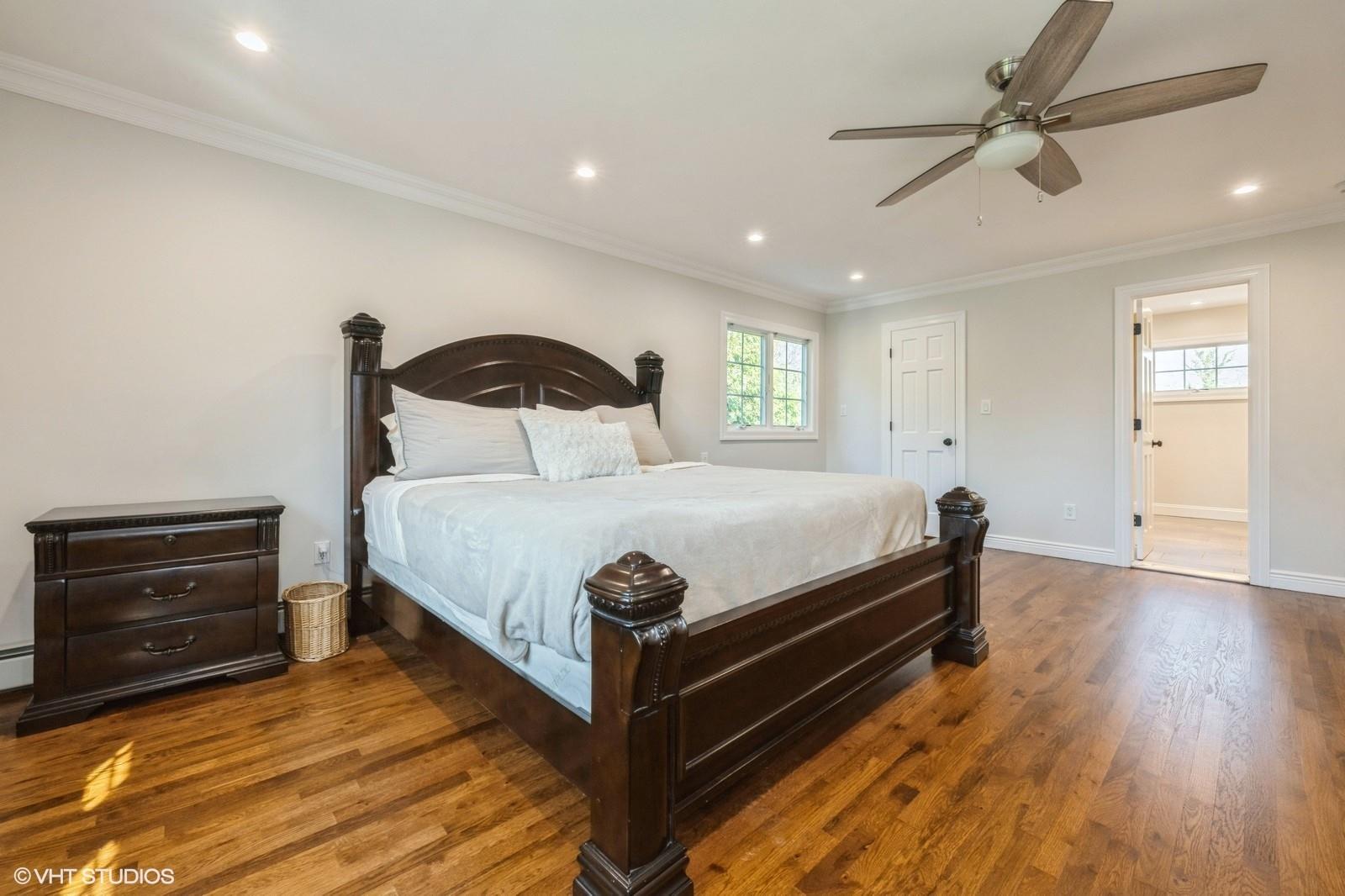 3543 Lufberry Avenue, Wantagh, New York image 17