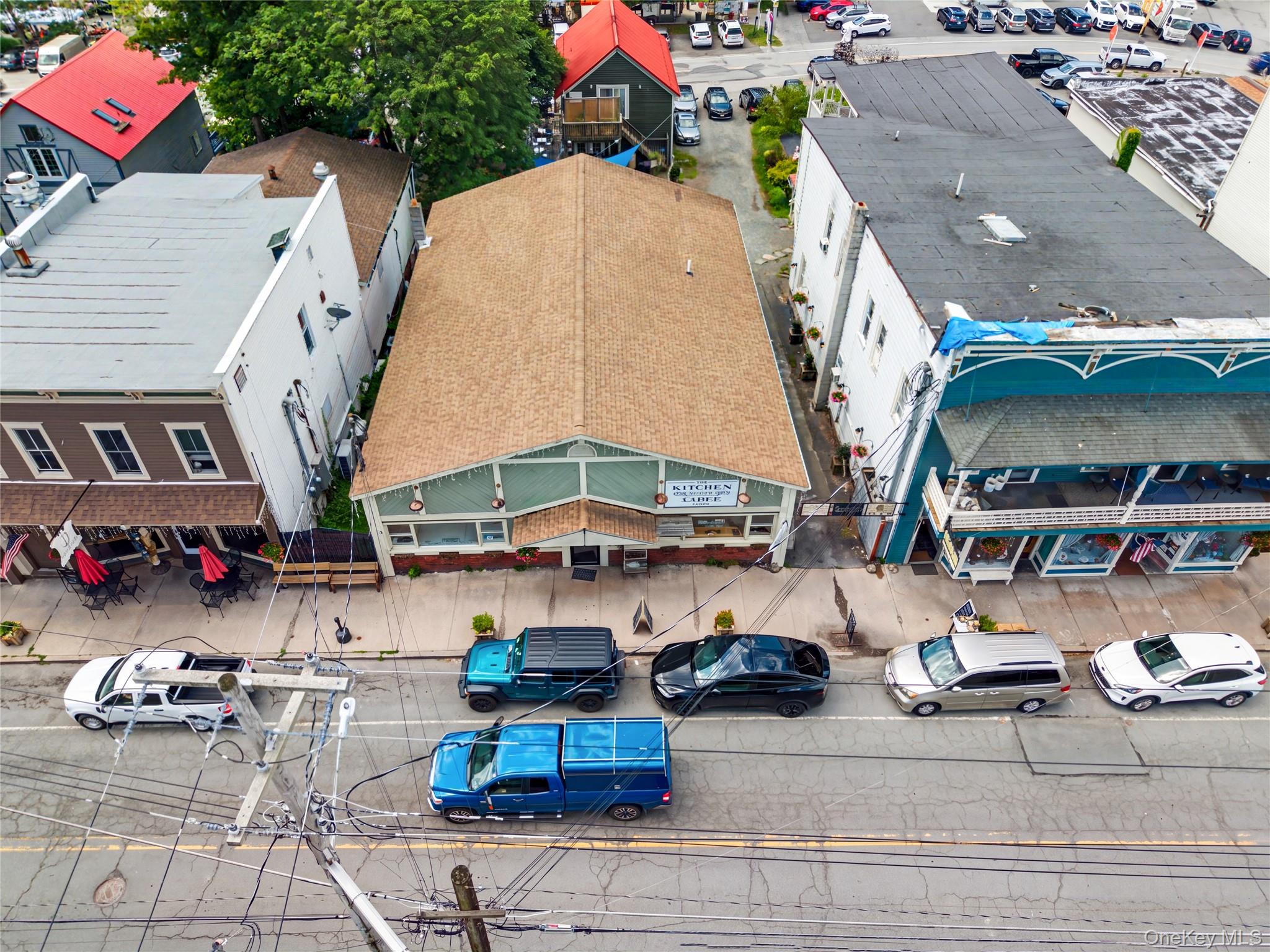 33 Lower Main Street