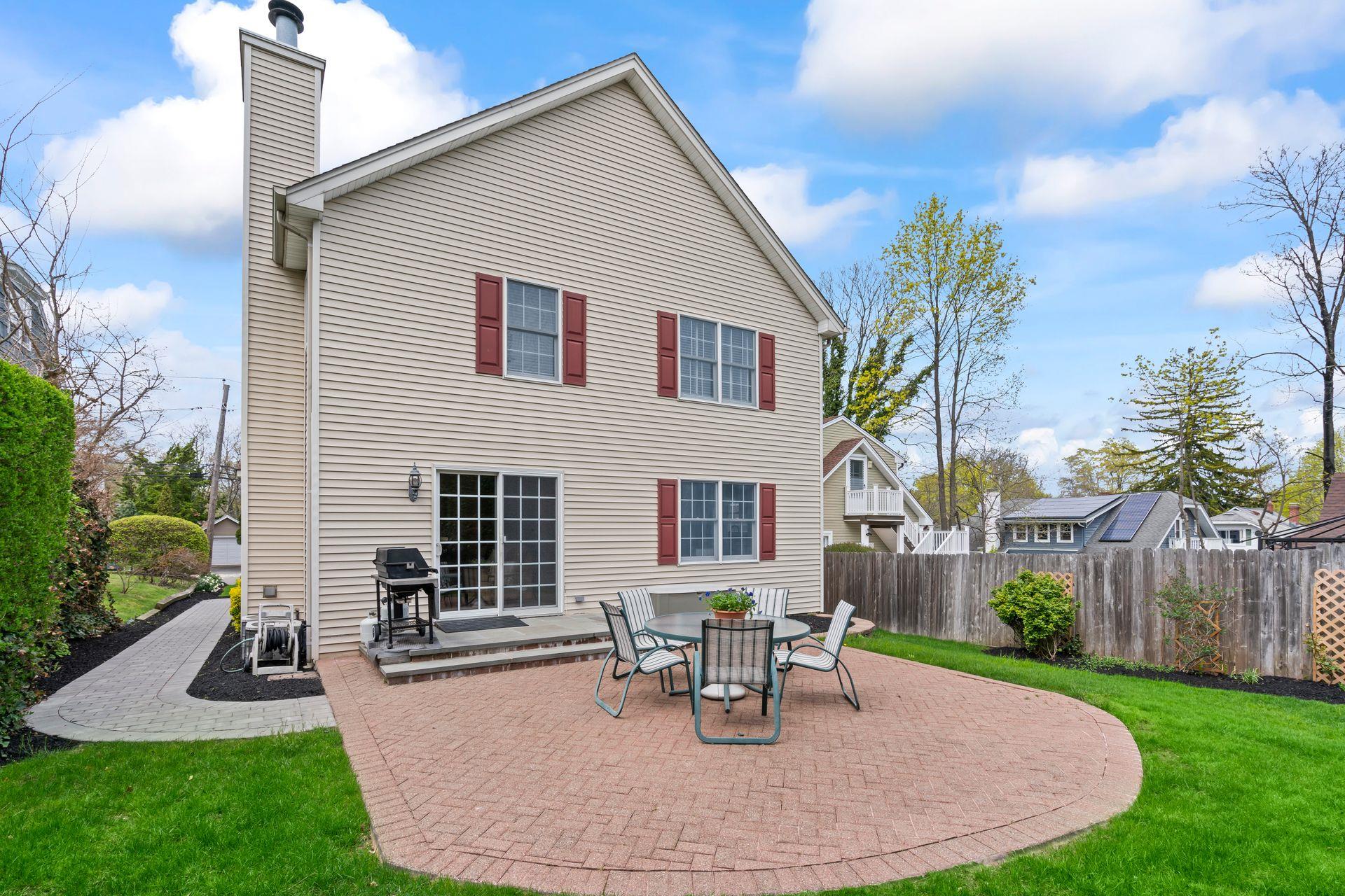 40 Sterling Court, Huntington, New York image 22