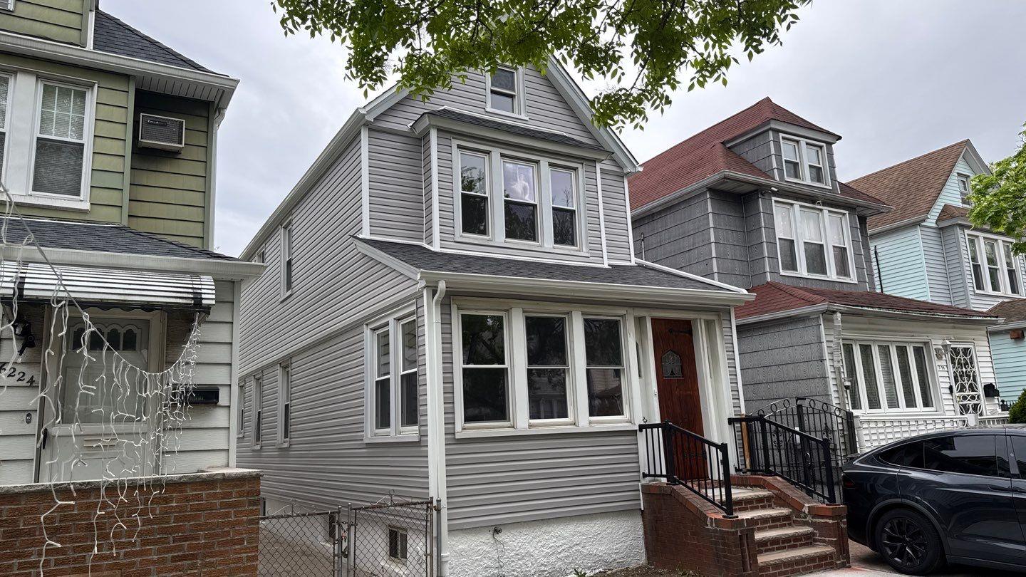 Property for Sale at 80th Road, Glendale, Queens, NY - Bedrooms: 3 
Bathrooms: 2 
Rooms: 6  - $920,000