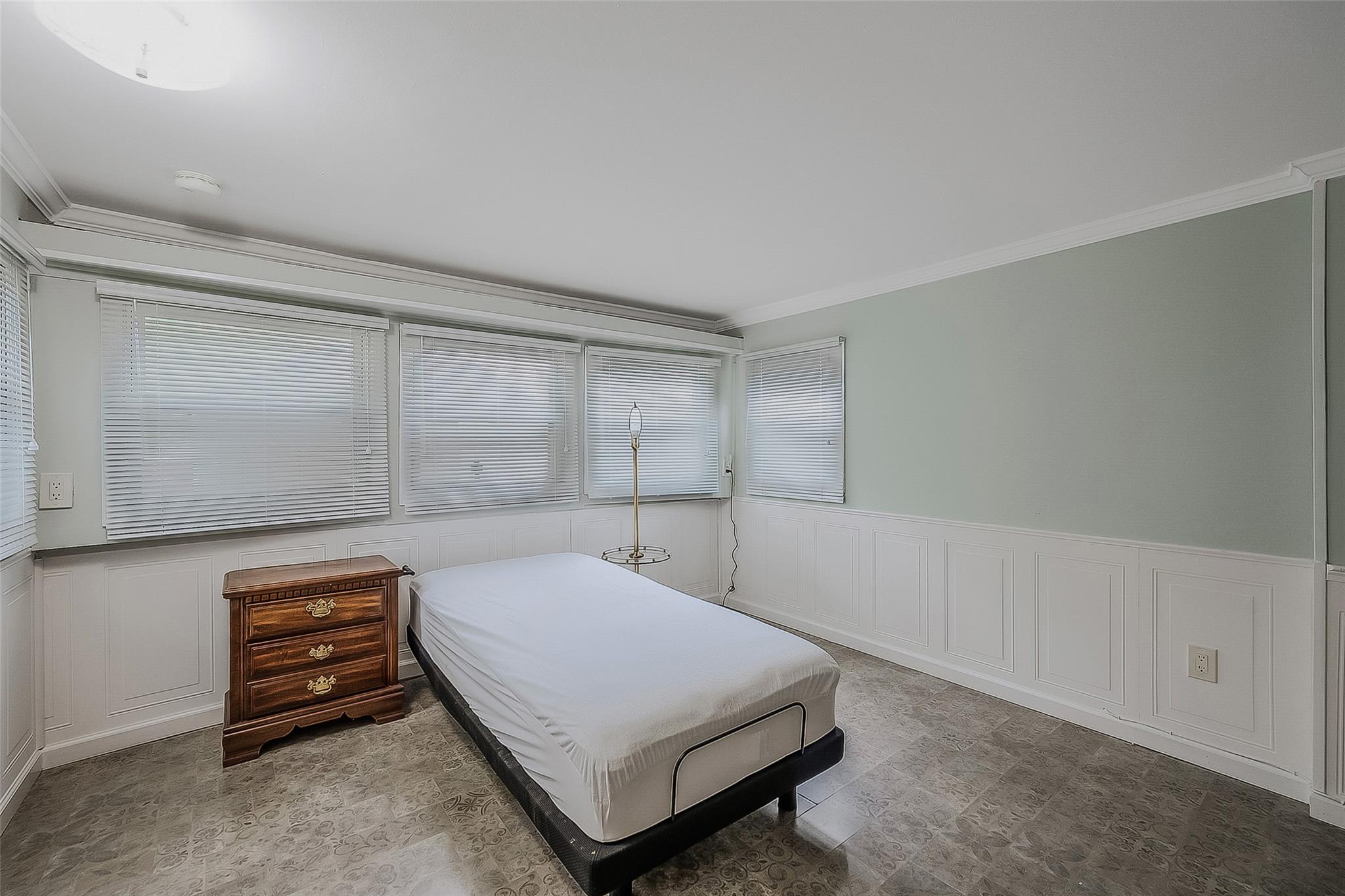 658-F7 Sound Avenue Avenue, Calverton, New York image 13