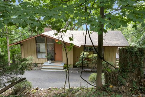 Tiny photo for 905 Route 9W S, Nyack, NY 10960 (MLS # 902915)