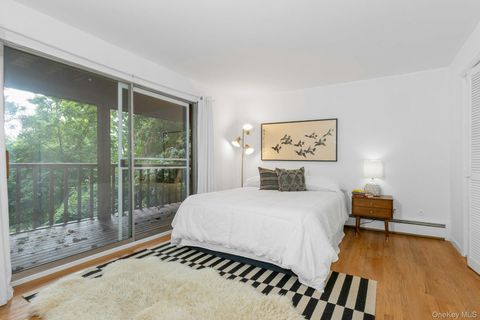 Tiny photo for 905 Route 9W S, Nyack, NY 10960 (MLS # 902915)