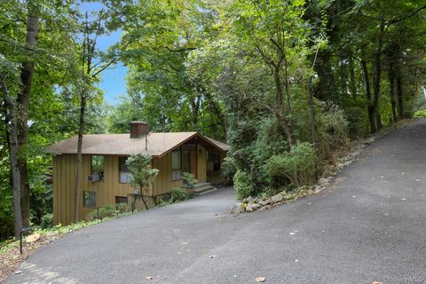 Tiny photo for 905 Route 9W S, Nyack, NY 10960 (MLS # 902915)