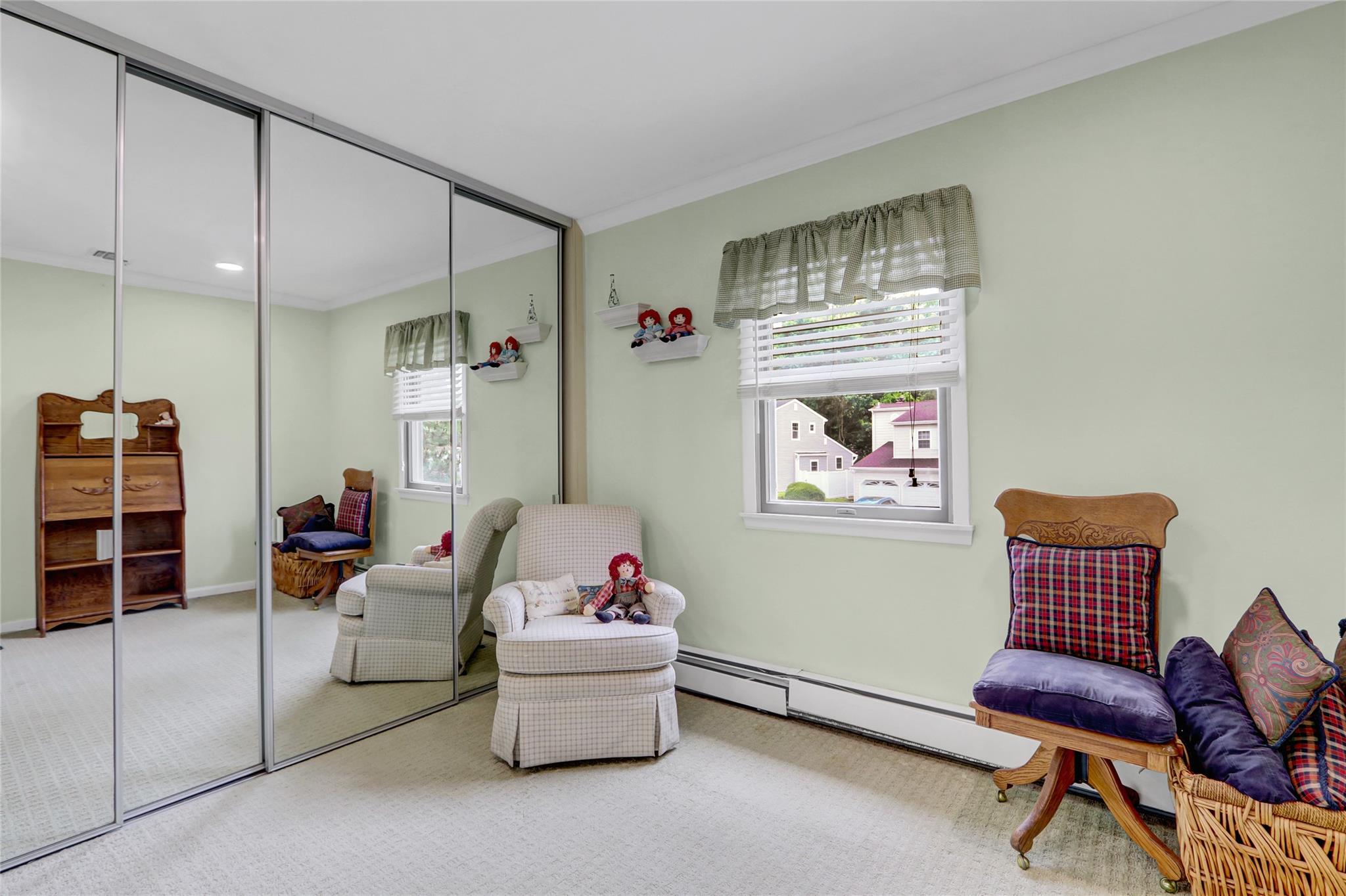77 Barry Lane, Syosset, New York image 14