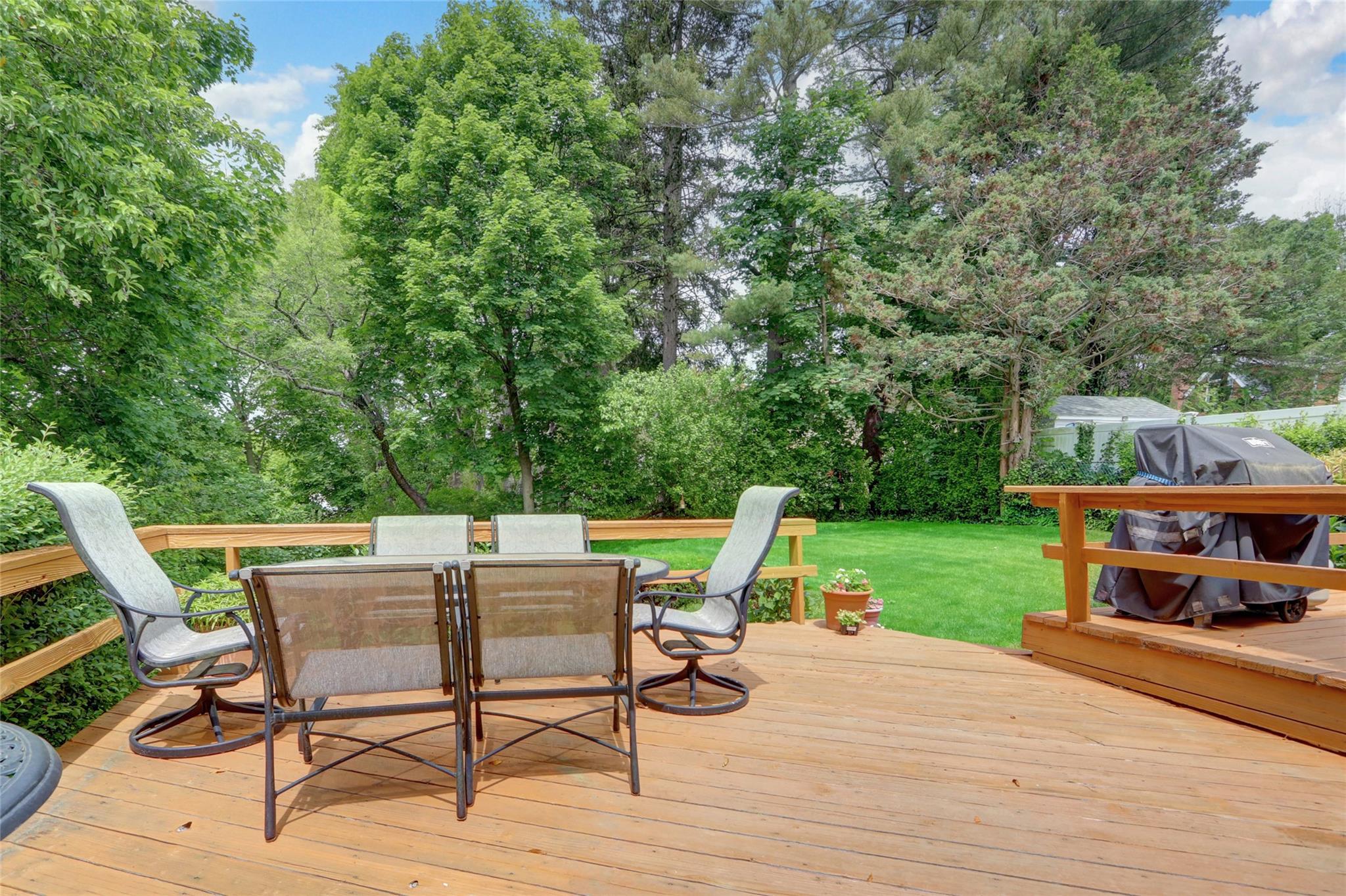 77 Barry Lane, Syosset, New York image 25