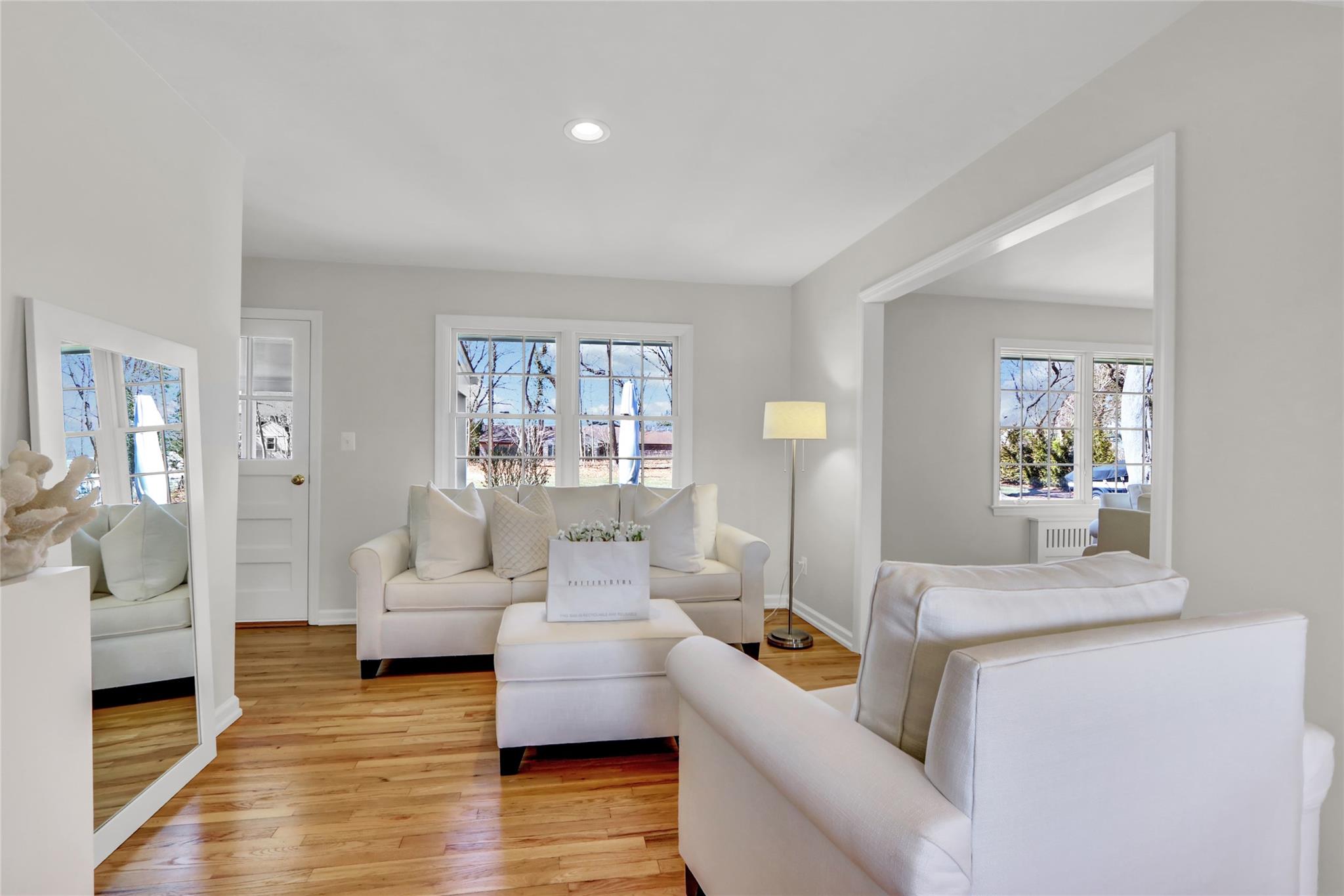 4 Linda Lane, Setauket, New York image 8