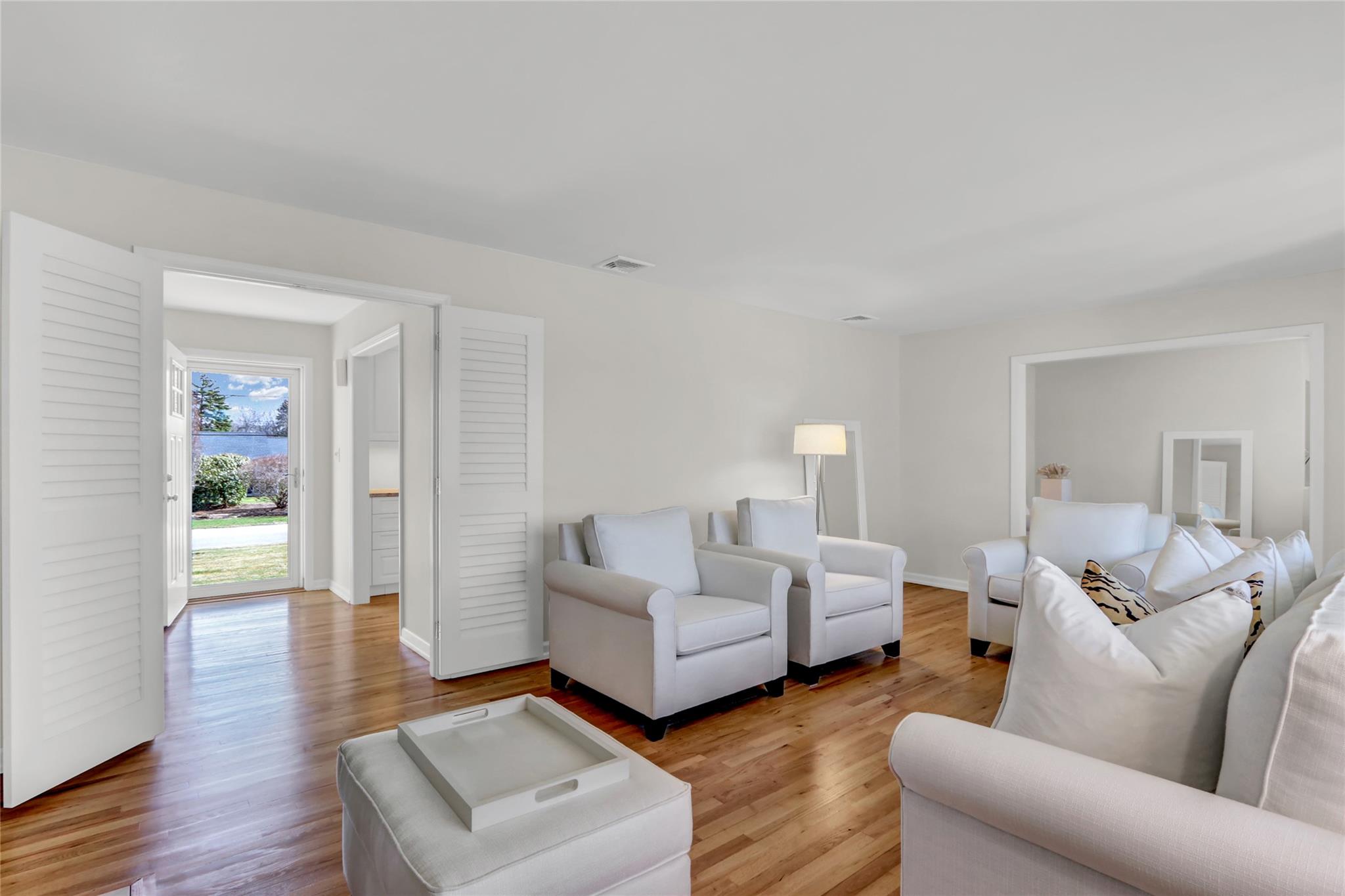4 Linda Lane, Setauket, New York image 12