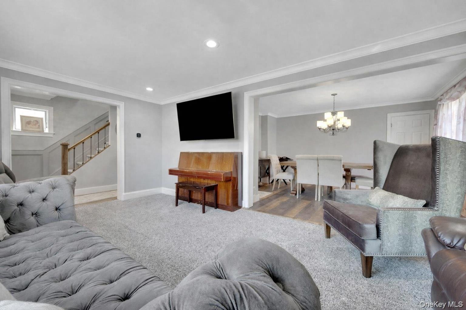 78 Tuckahoe Avenue