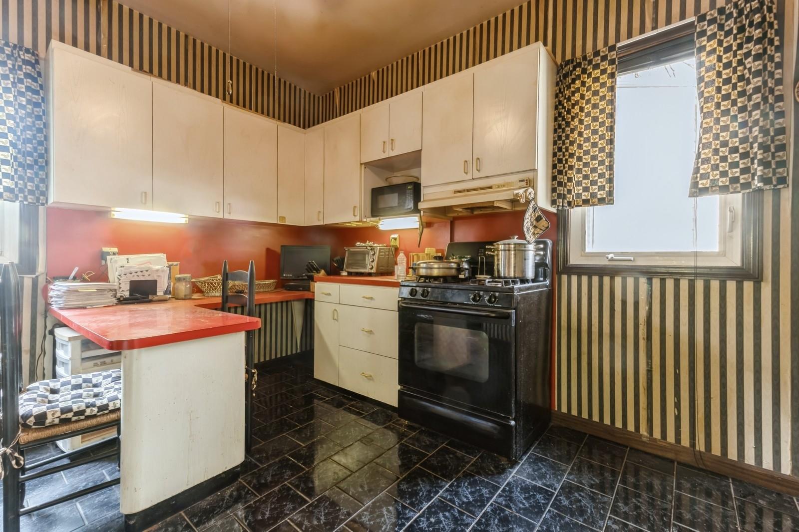 84-52 123 Street, Kew Gardens, New York image 7