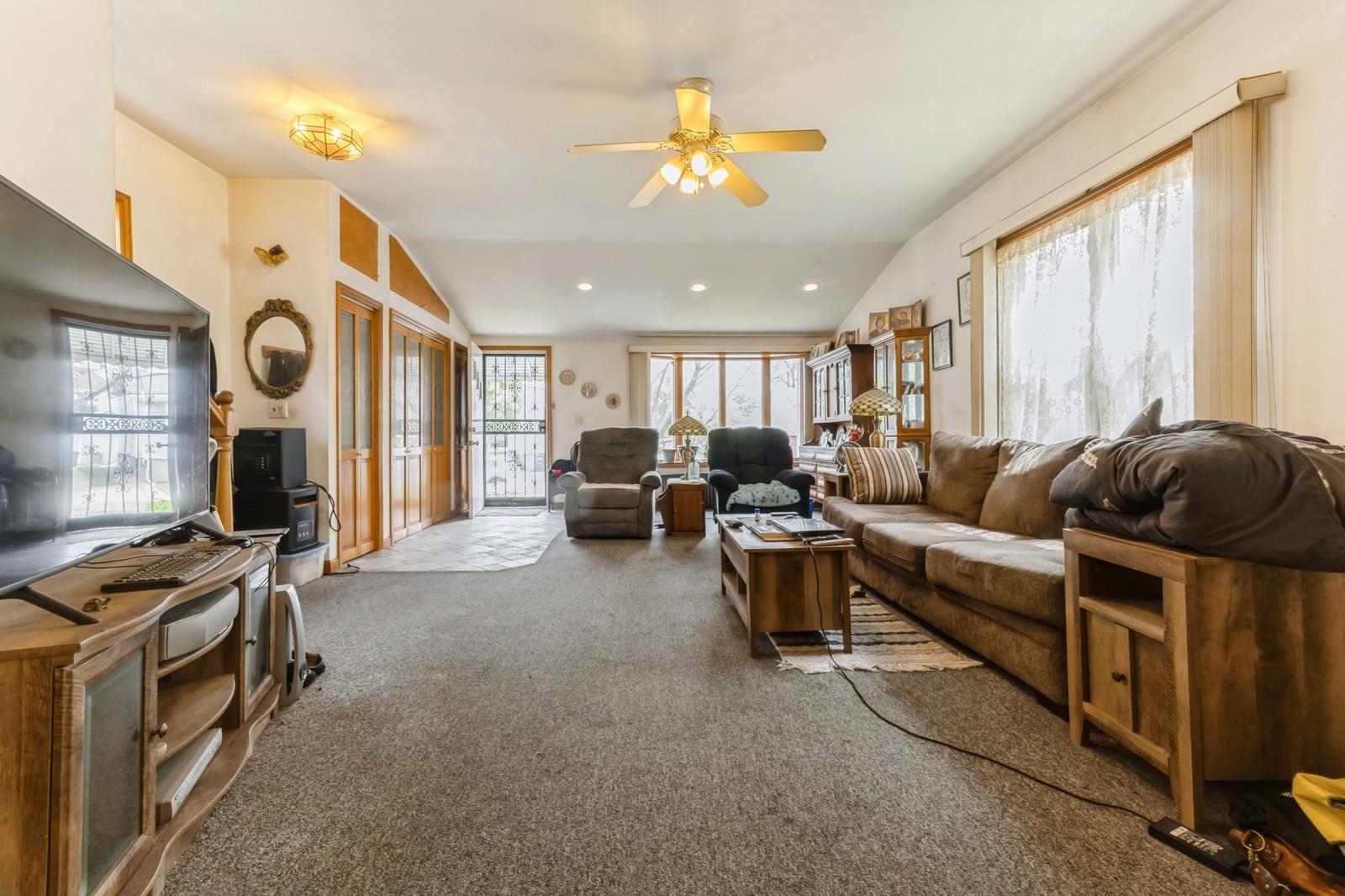 84-52 123 Street, Kew Gardens, New York image 4