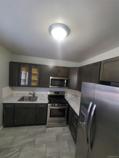 Apartment For Rent - 269 S Fulton Avenue #1ST FLOOR<br/> Westchester County, Mount Vernon, NY 10553
