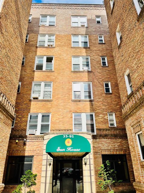 35-91 161 Street 2B Flushing NY 11358