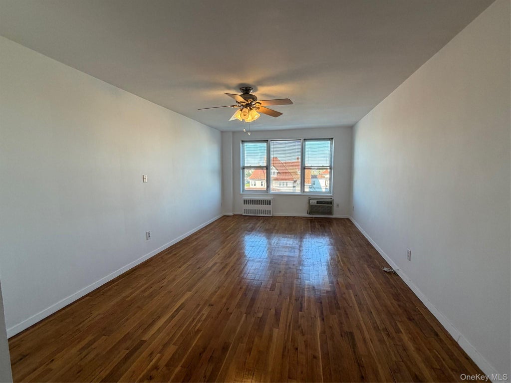 Photo of 1 E Broadway #4R, Long Beach, NY 11561 (MLS # 1064523)