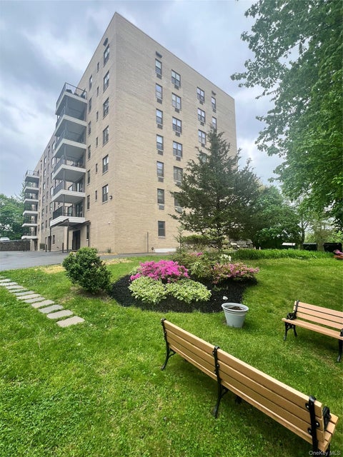 Homes For Sale - 35 Stewart Pl #601<br/> Mount Kisco, NY 10549