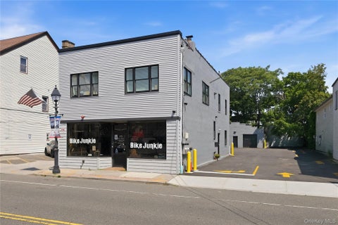 Photo for 272 Broadway