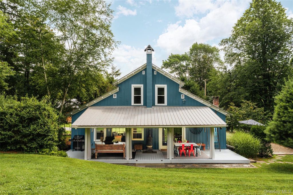 Photo of 1680 Gulf Road, Callicoon Center, NY 12724 (MLS # 983323)