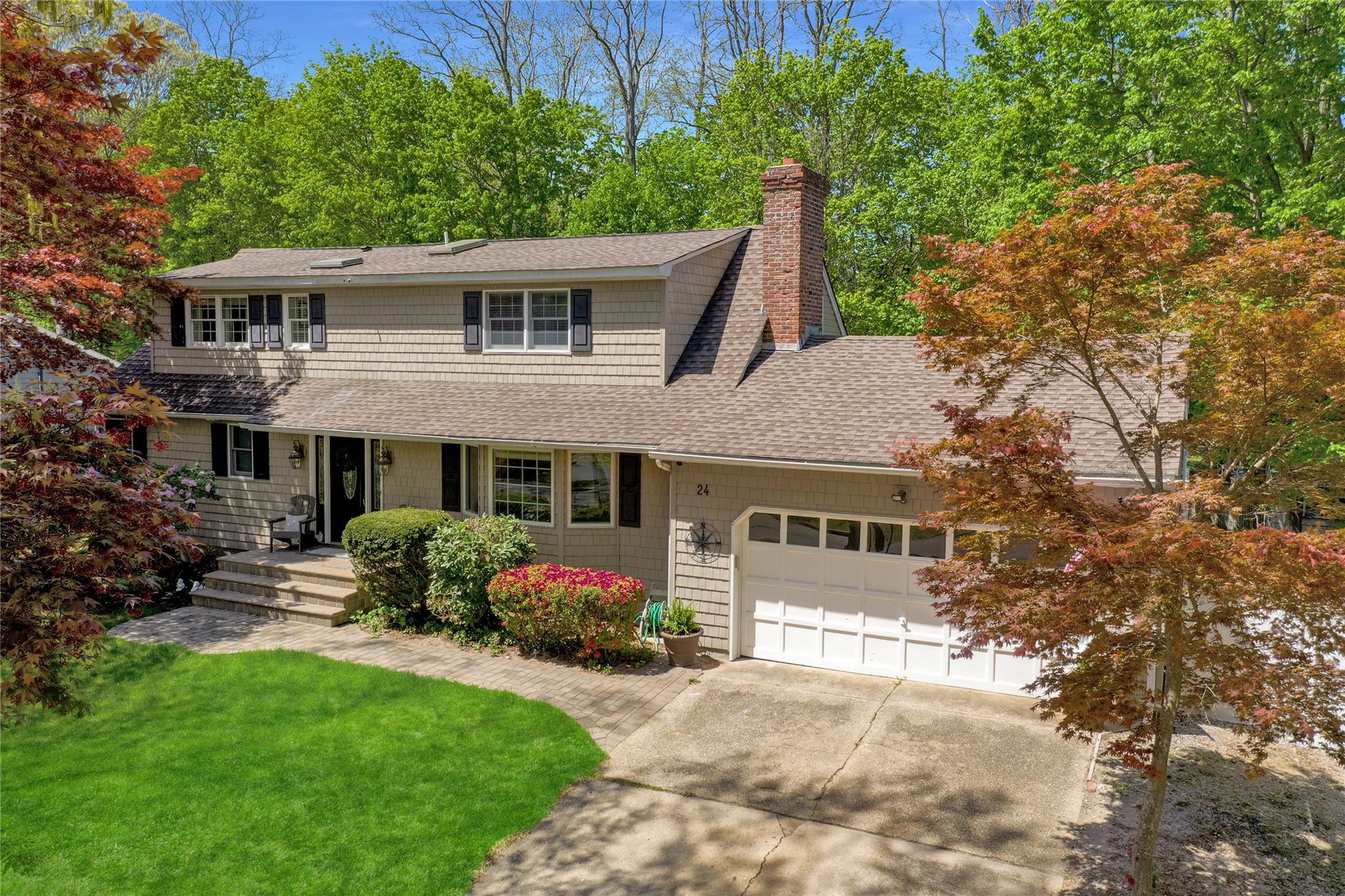 24 Highland Down, Shoreham, New York image 35
