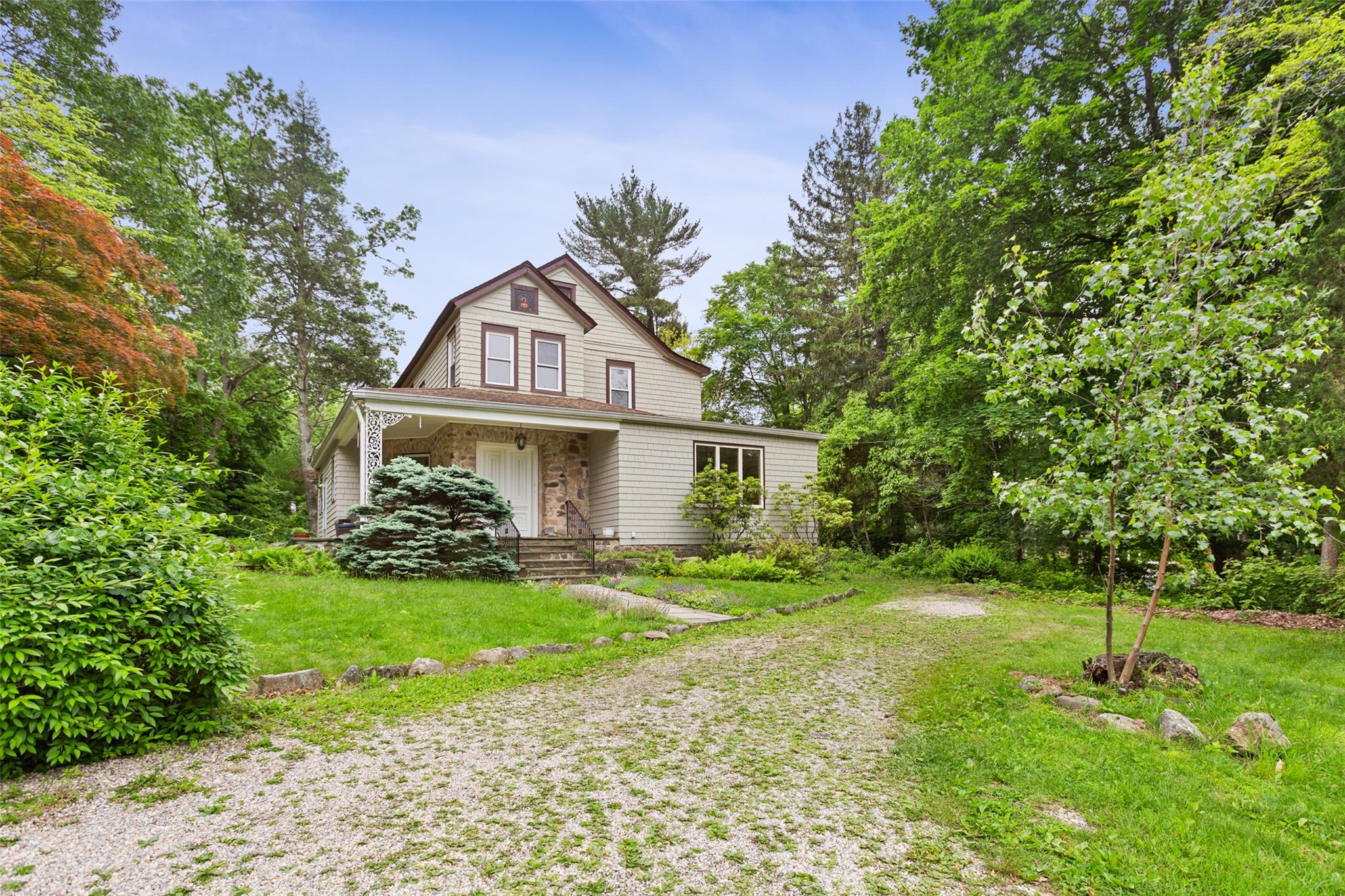 46 Walnut Street, Pleasantville, New York image 2
