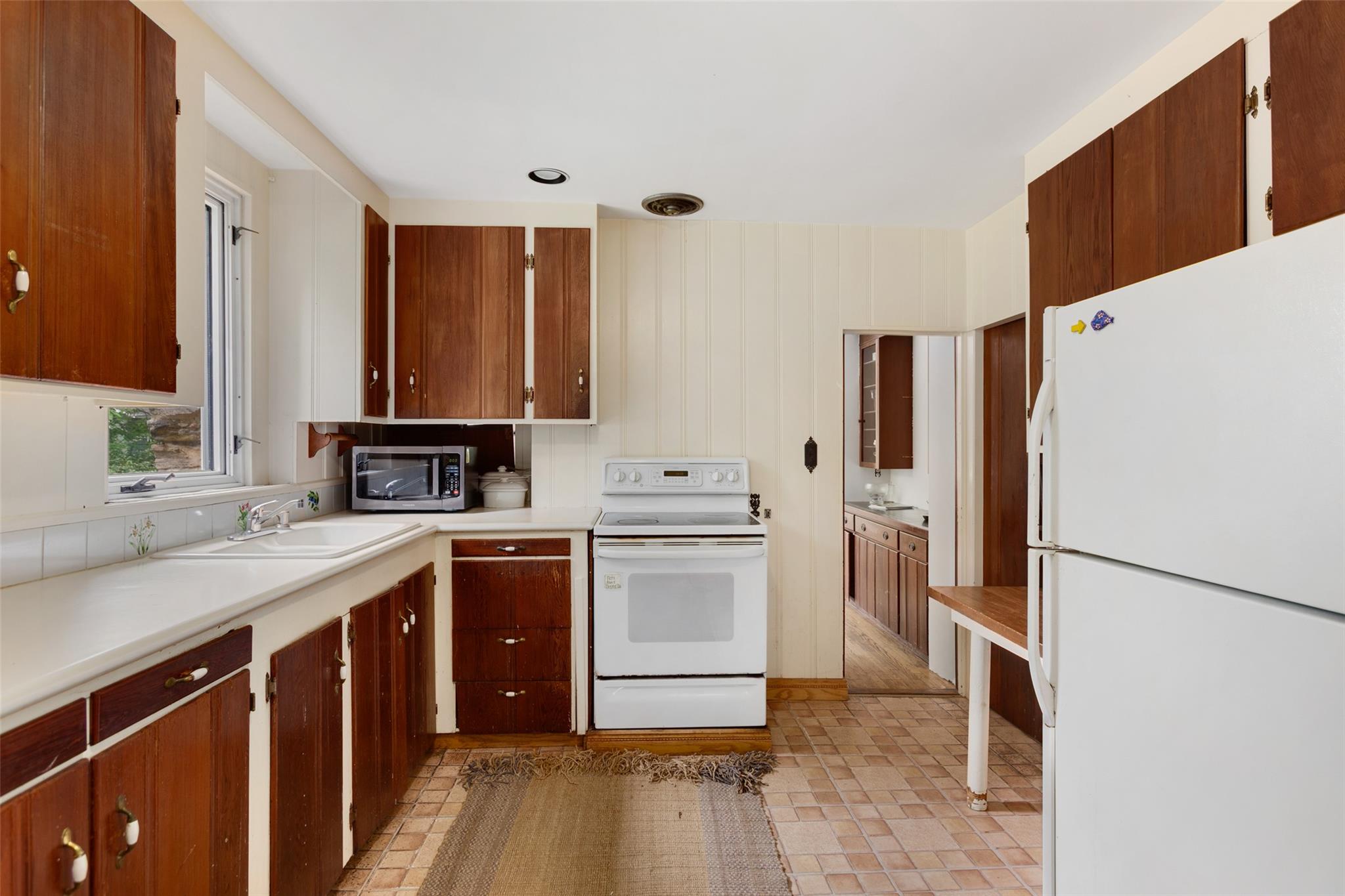 46 Walnut Street, Pleasantville, New York image 11