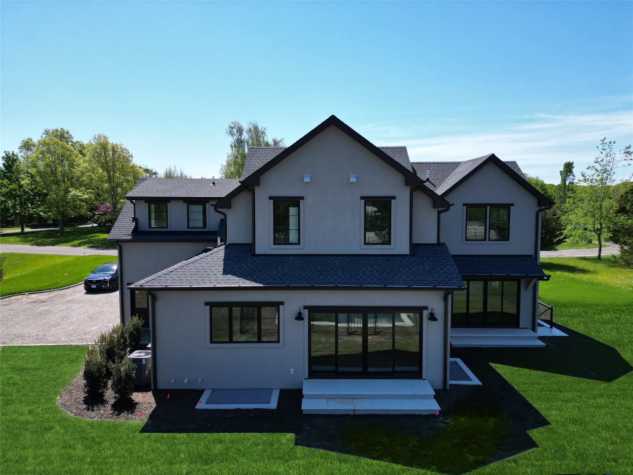 2045 Willow Drive, East Marion, New York image 4