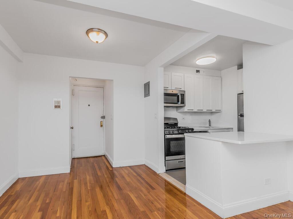2105 Wallace Avenue 3D