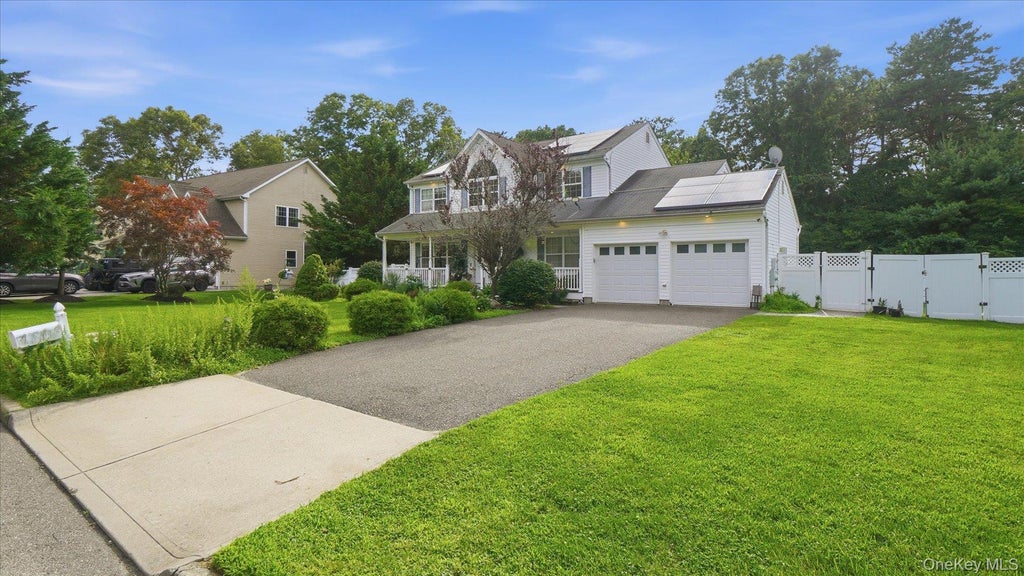 Photo of 53 Howard Drive, Coram, NY 11727 (MLS # 1045161)