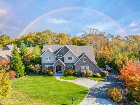 9 Buckingham Court Syosset NY 11791