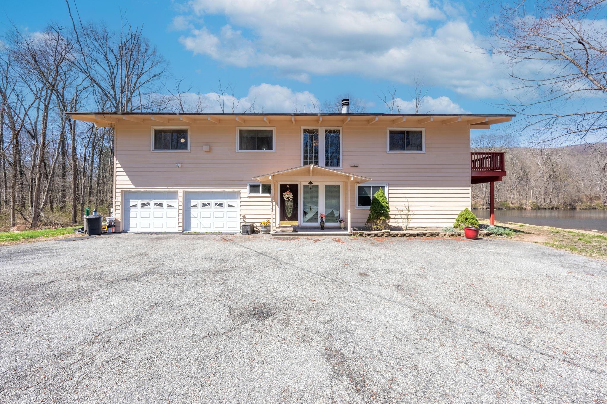 810 Haverstraw Road, Airmont, New York image 43