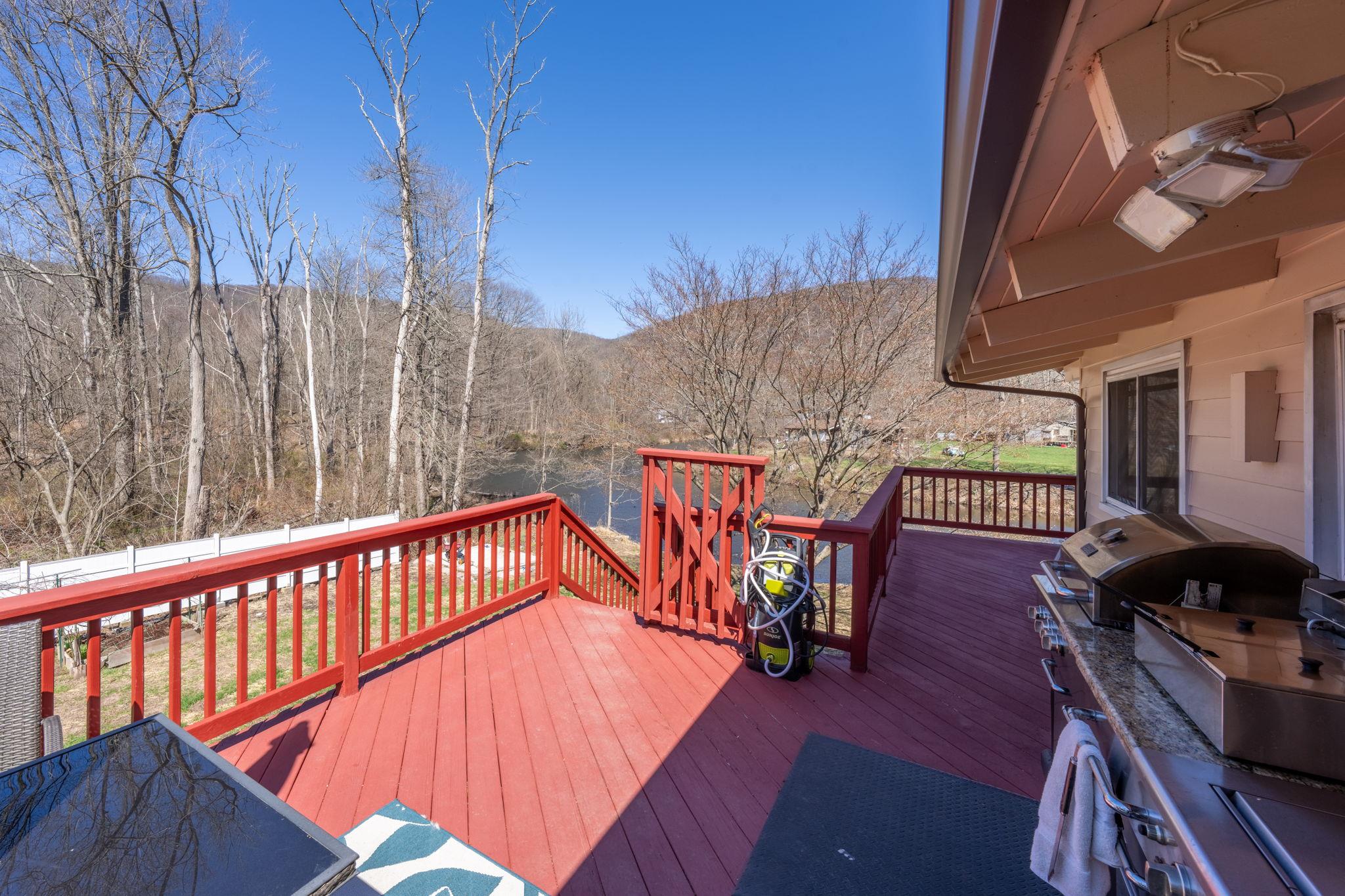 810 Haverstraw Road, Airmont, New York image 26