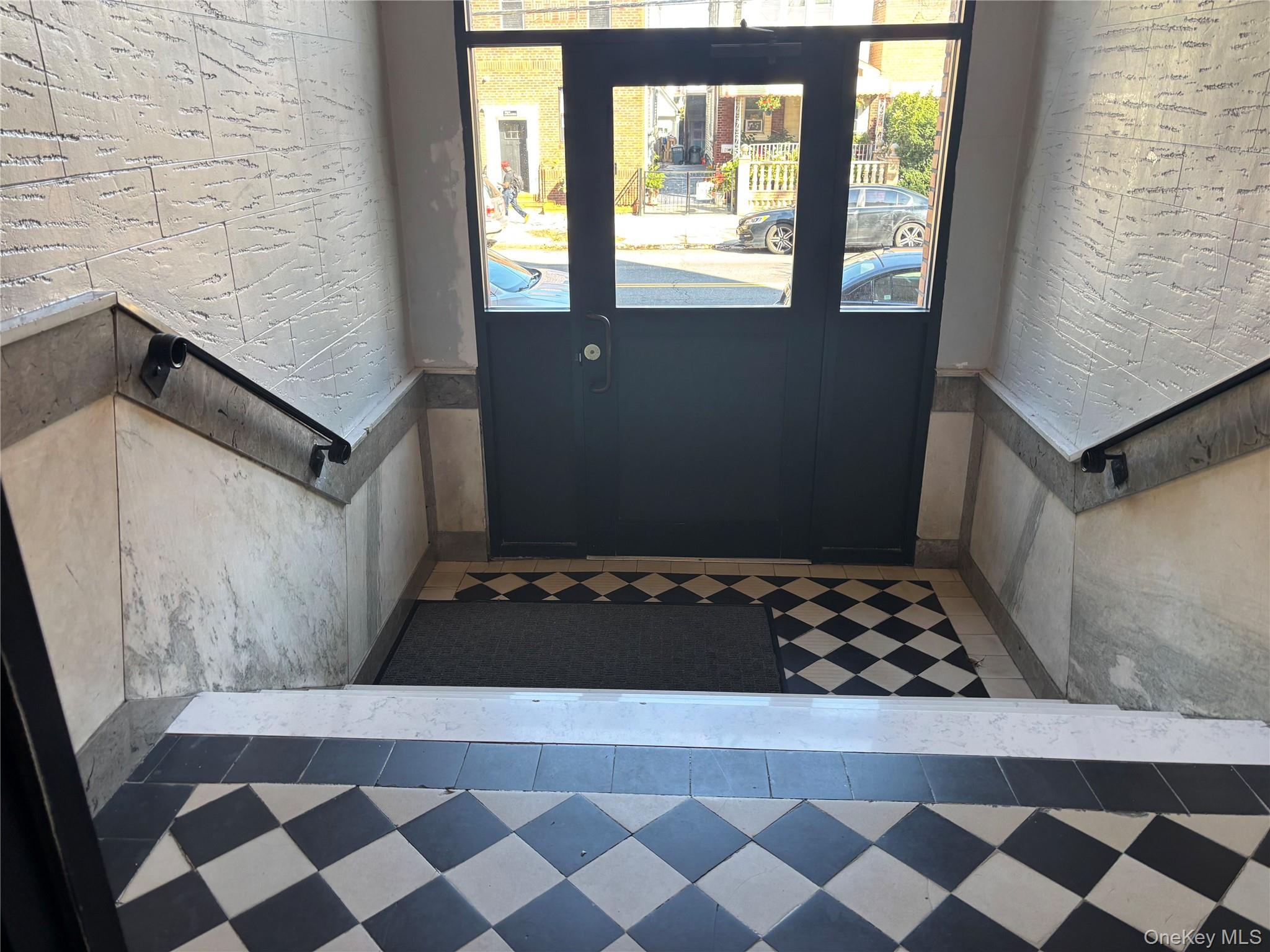 109-18 Lefferts Boulevard C6