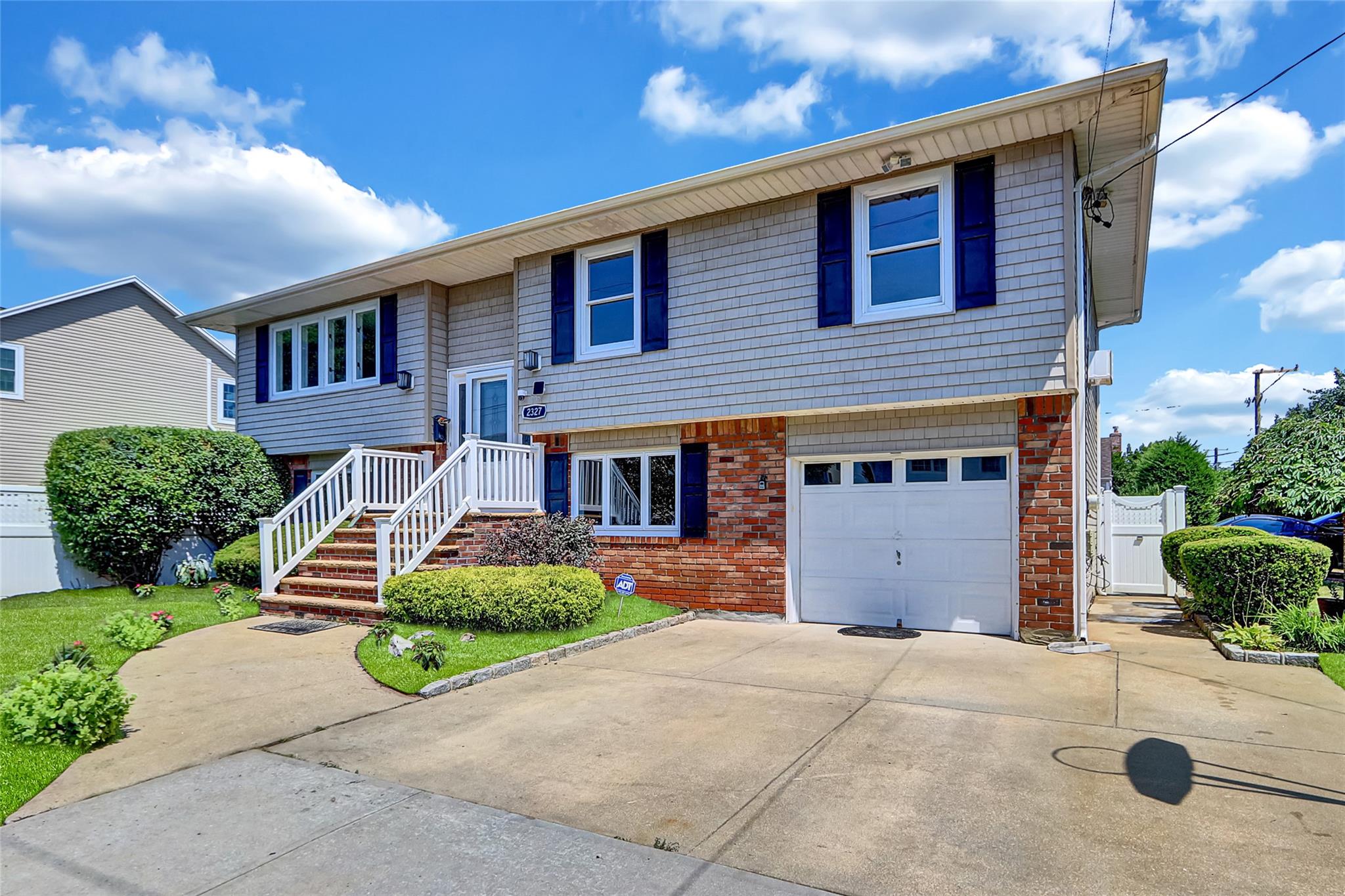 2327 Mattituck Avenue