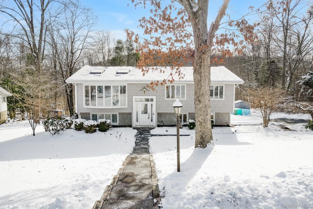 Photo of 53 Tanager Road, Mahopac, NY 10541 (MLS # 944816)