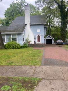60 Edgewood Road, Rockville Centre, New York image 1