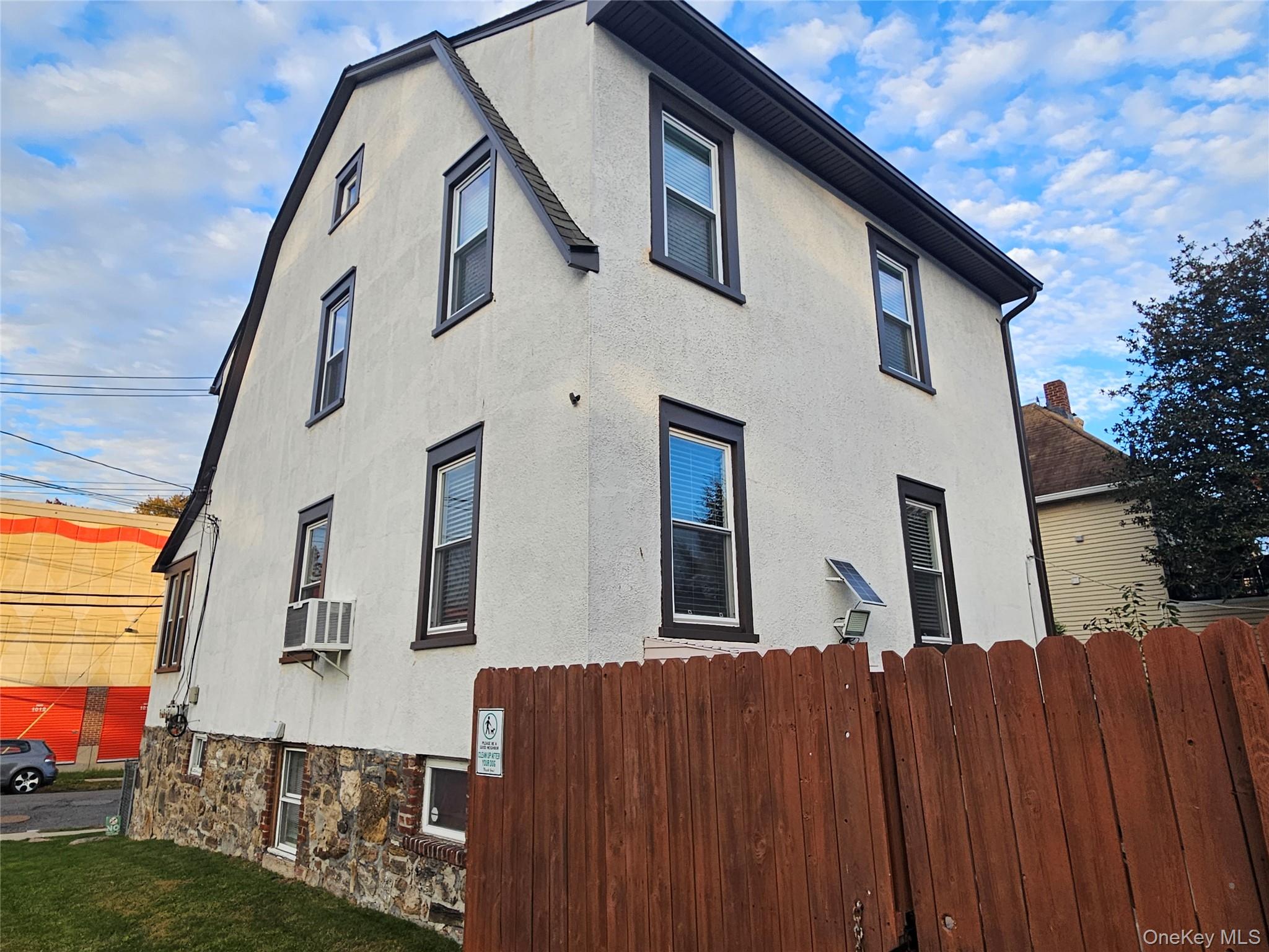 156 Beechwood Avenue 1