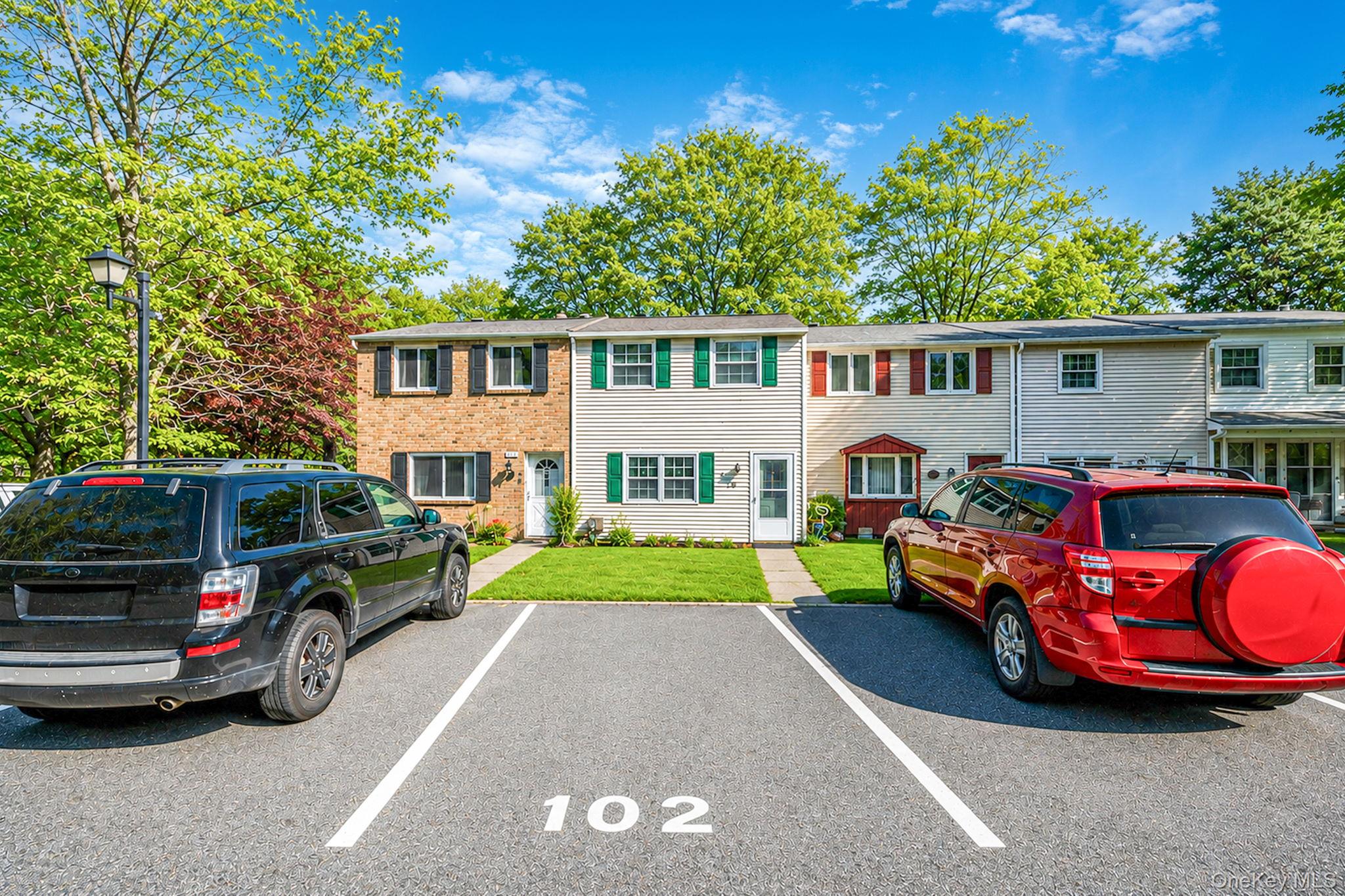 102 Hill Spur