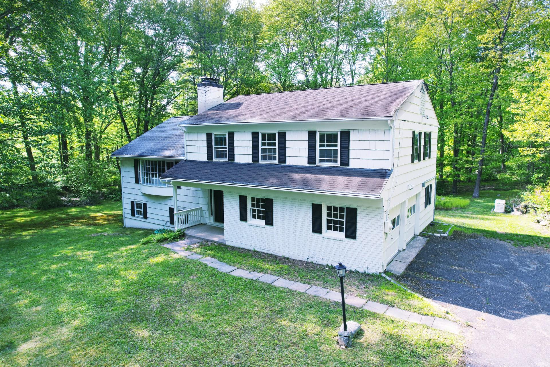 75 West Road, Pound Ridge, New York image 35