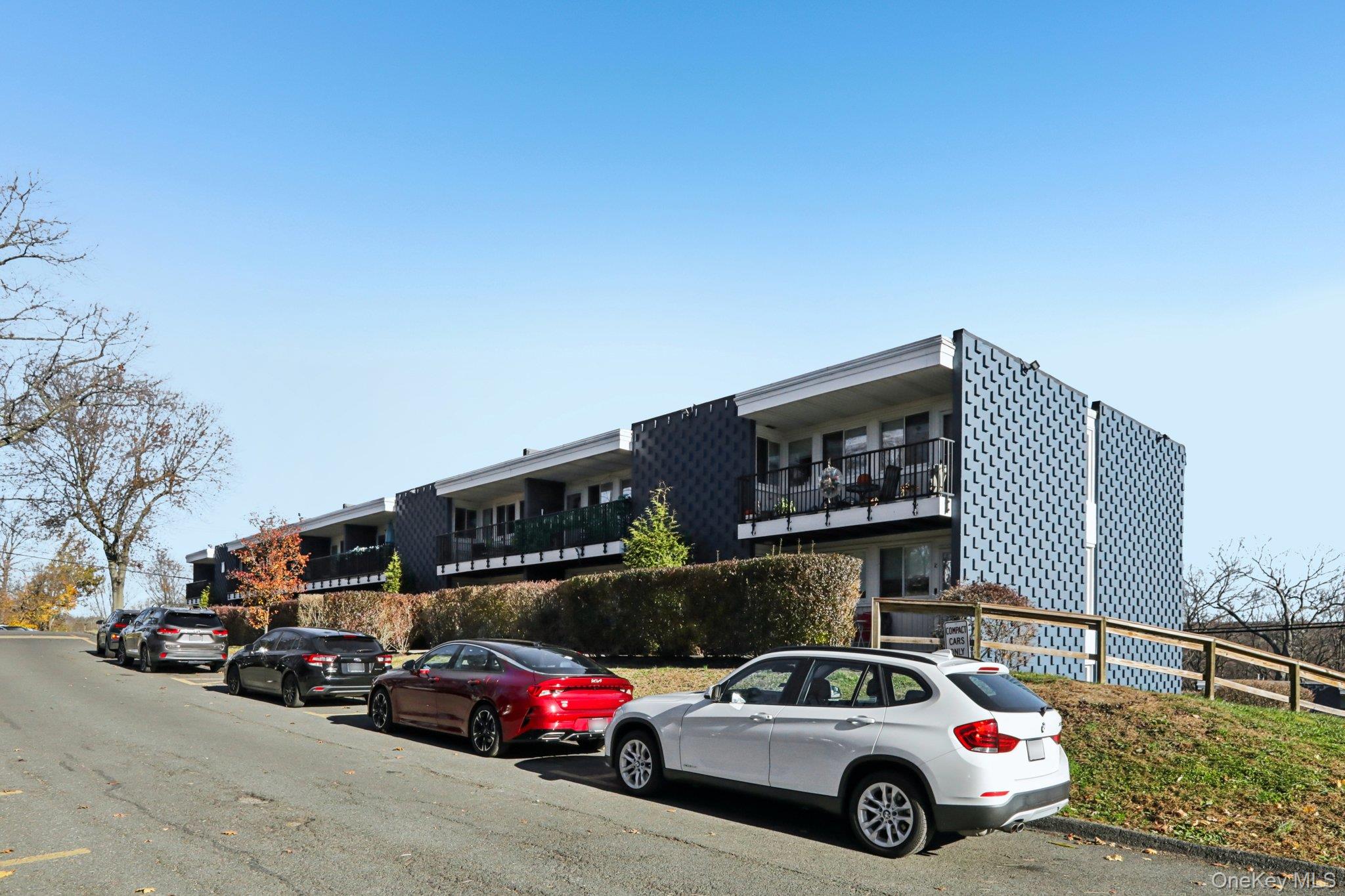 4 Wyndover Woods Lane 12