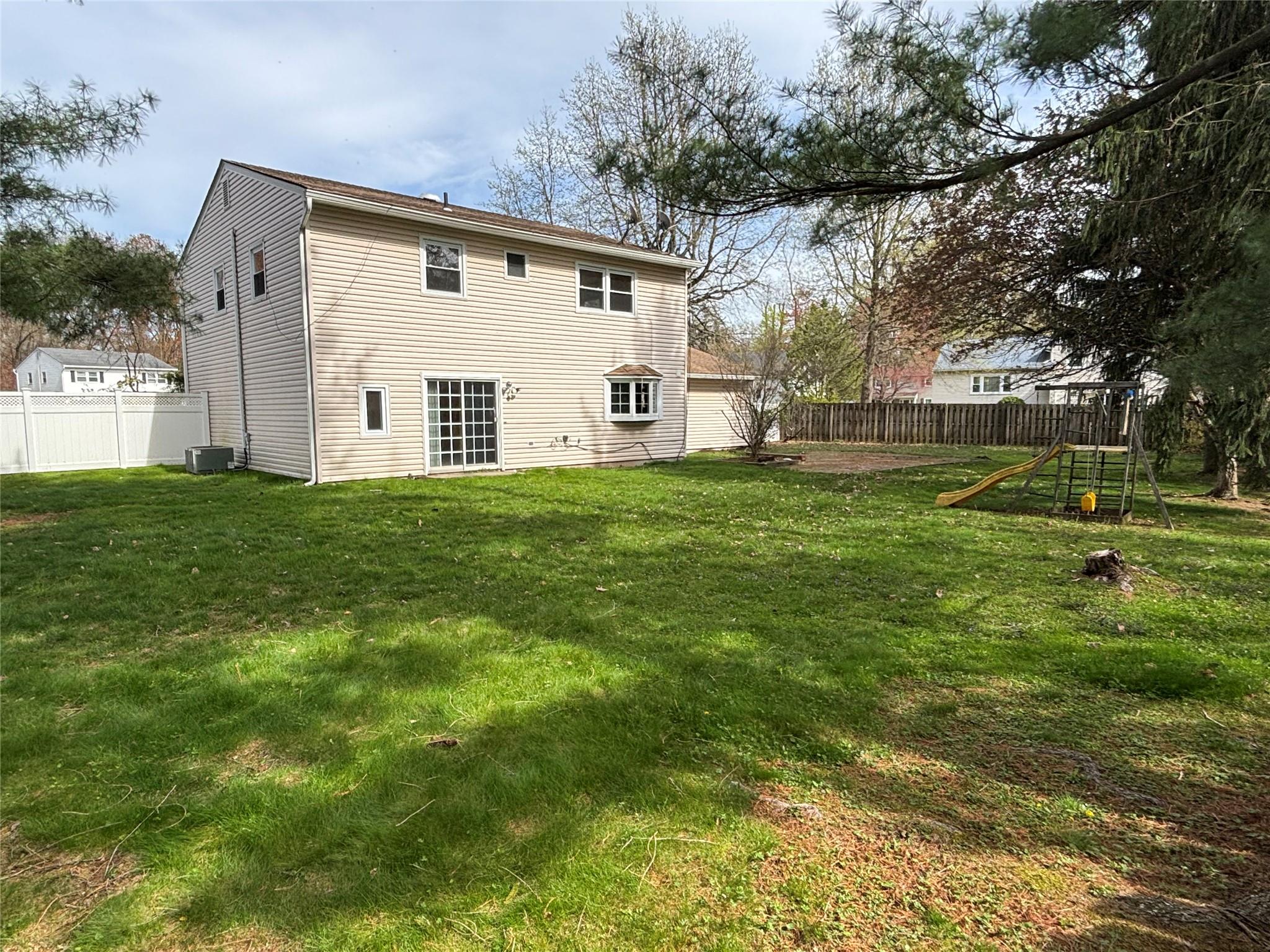 22 Paul Court, Tappan, New York image 25