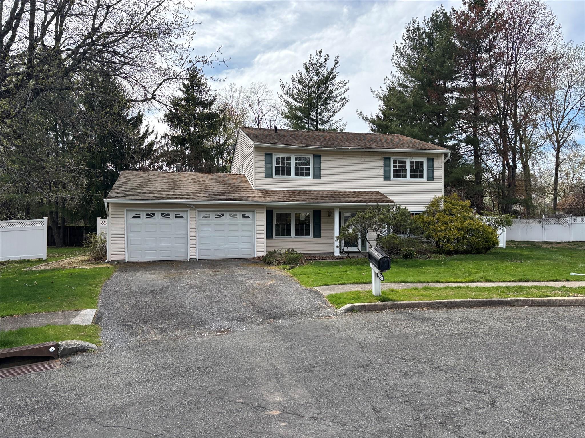 22 Paul Court, Tappan, New York image 1