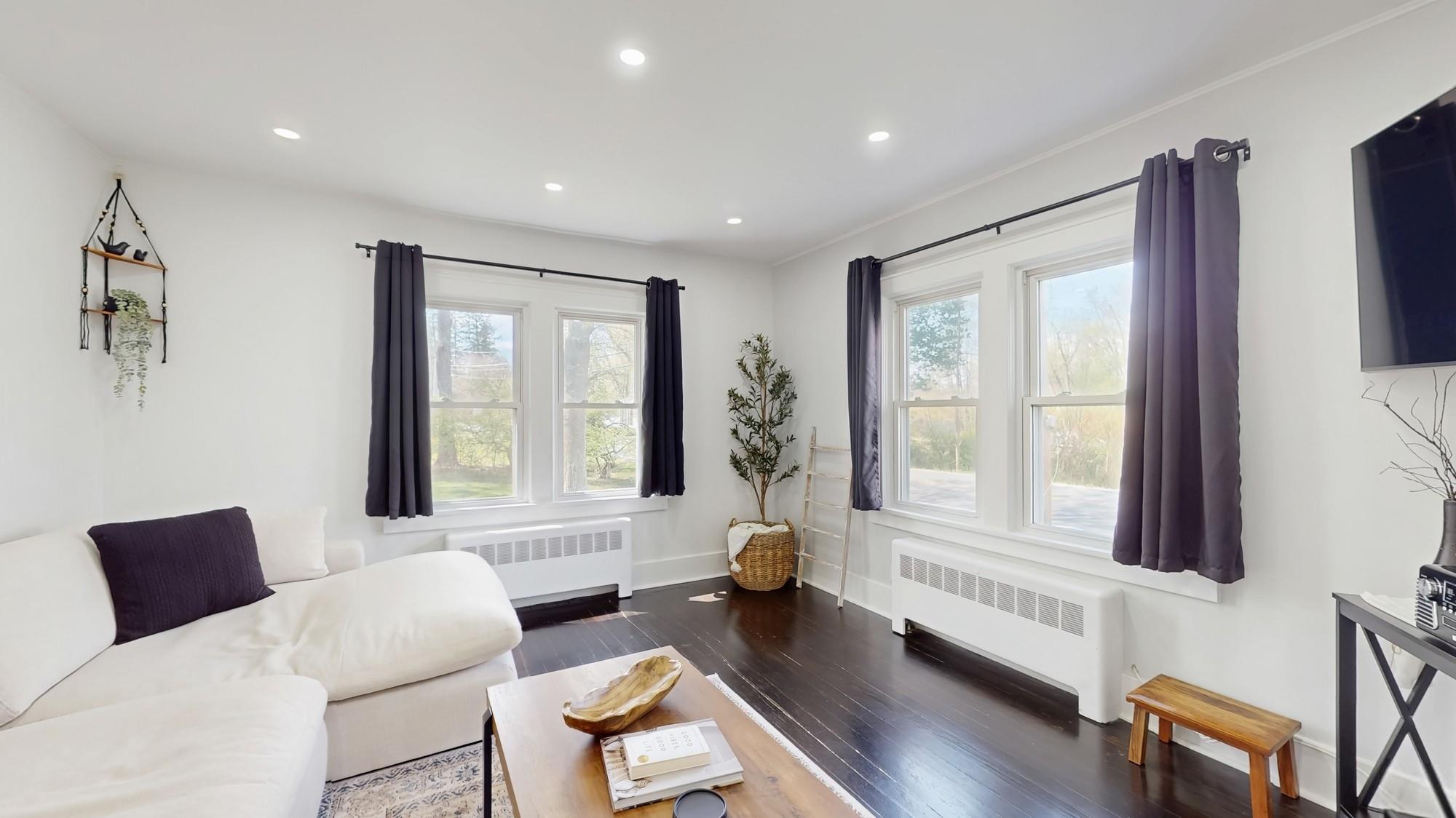 524 Plains Road, Wallkill, New York image 3