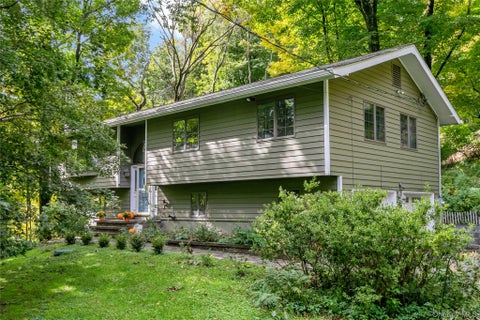 Homes For Sale - 999 Cliff Avenue<br/> Yorktown Heights, NY 10598