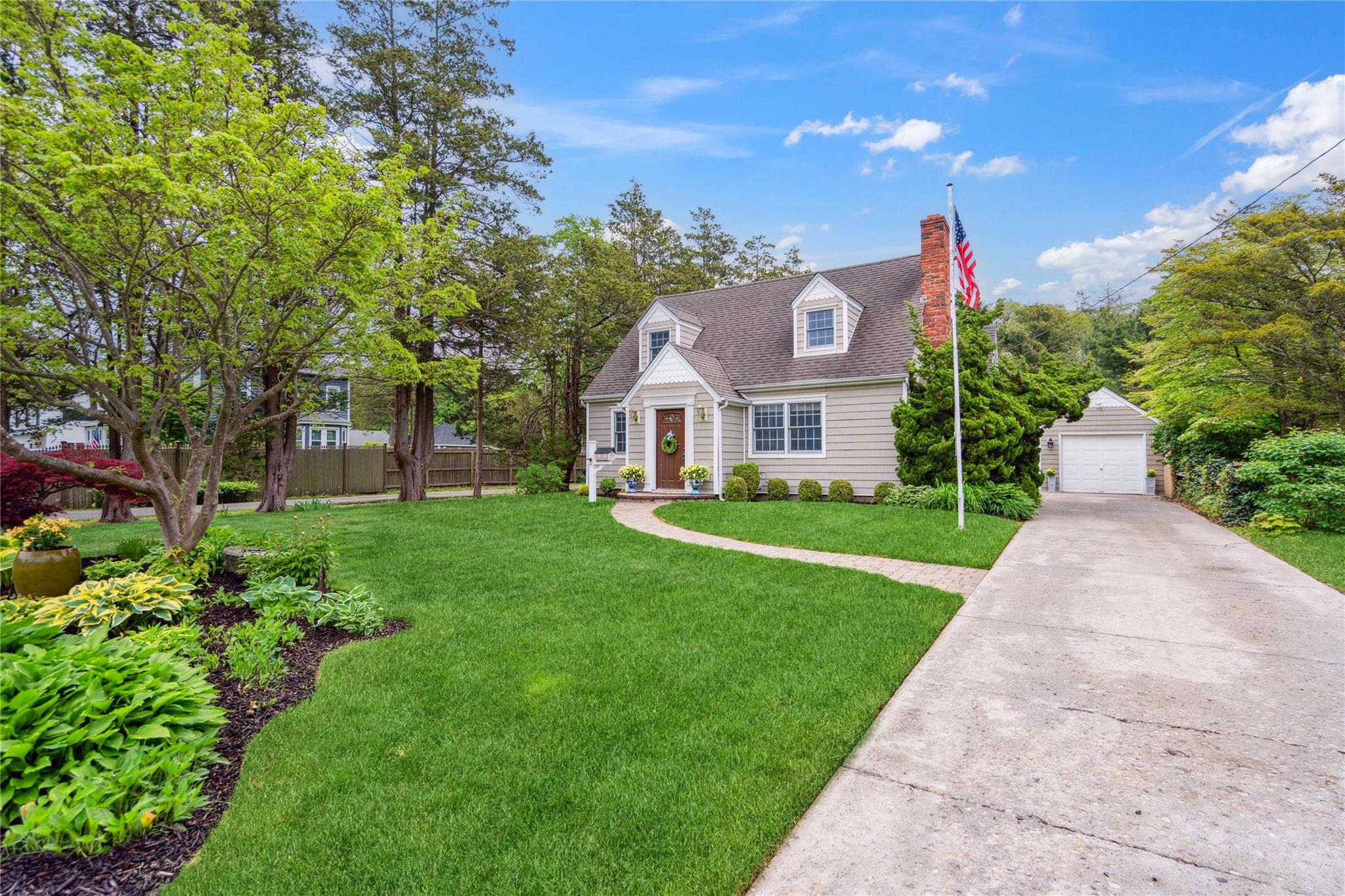 67 Snedecor Avenue, Bayport, New York image 5