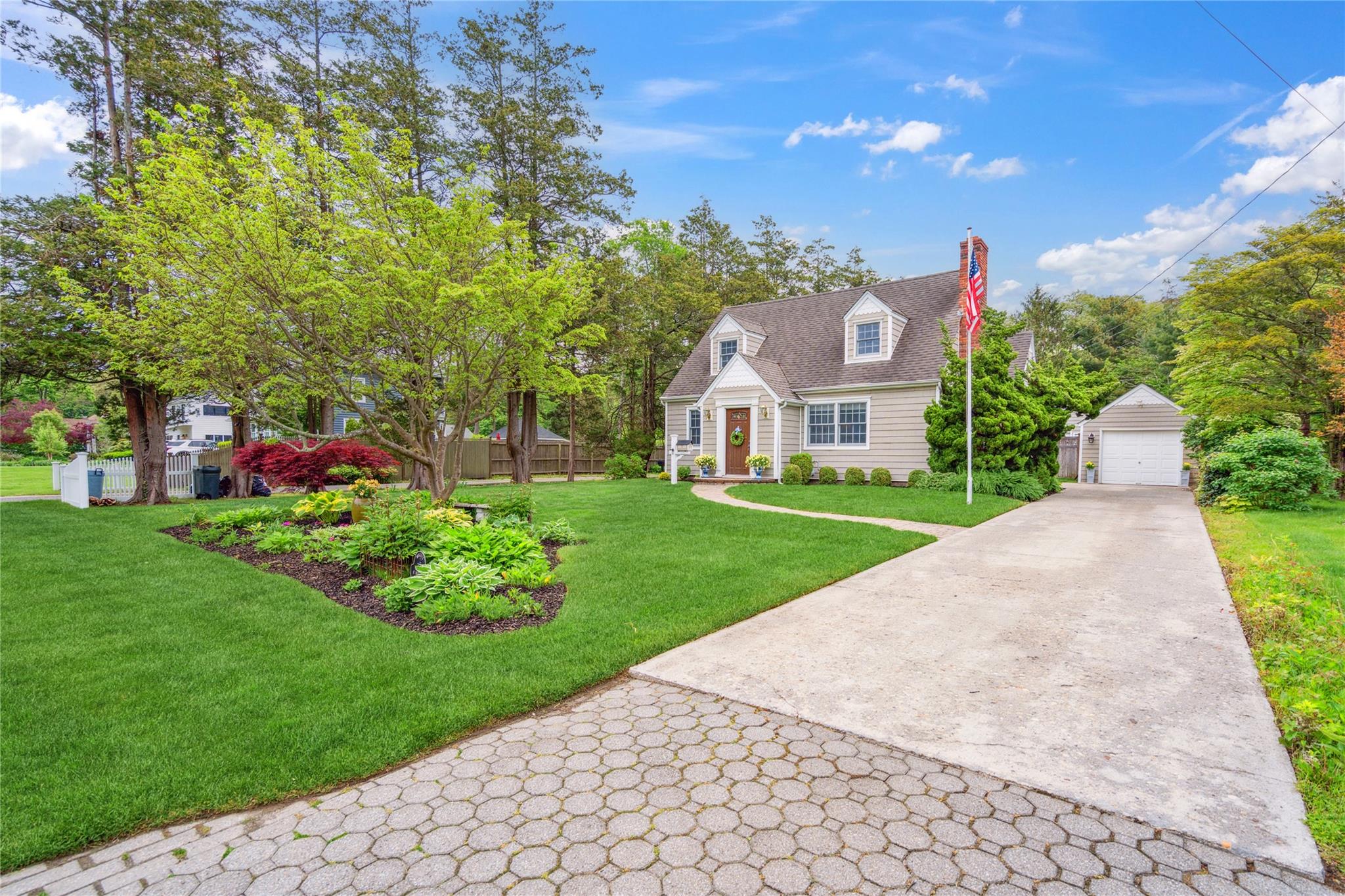 67 Snedecor Avenue, Bayport, New York image 4