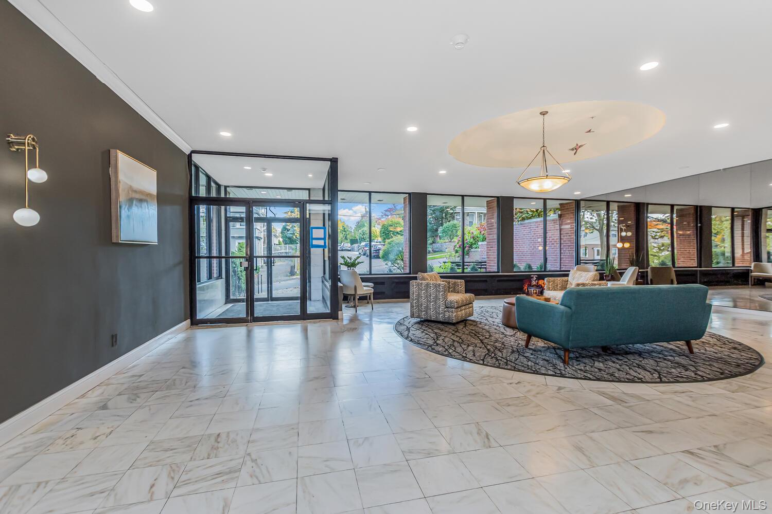 21 Fairview Avenue 416